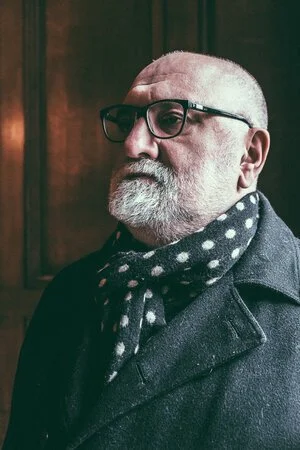 Alexei Sayle
