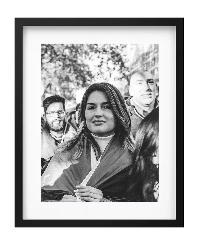 SHOPIFY FRAME portrait copy 2.webp