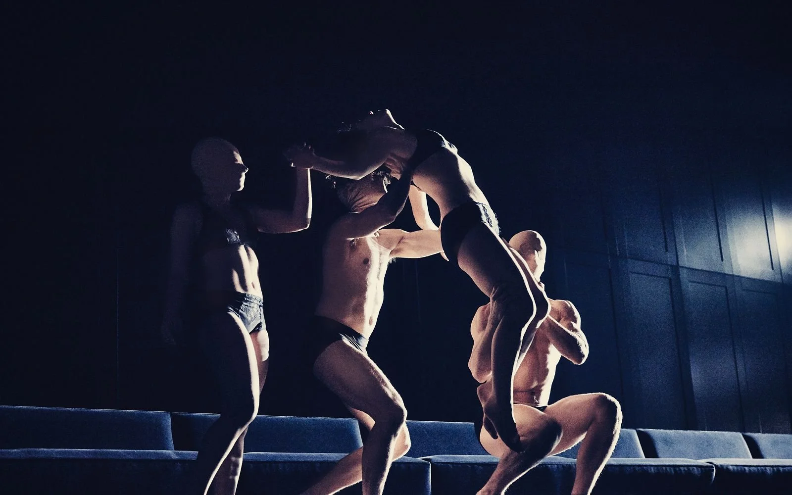 ©️ Emilia Therese