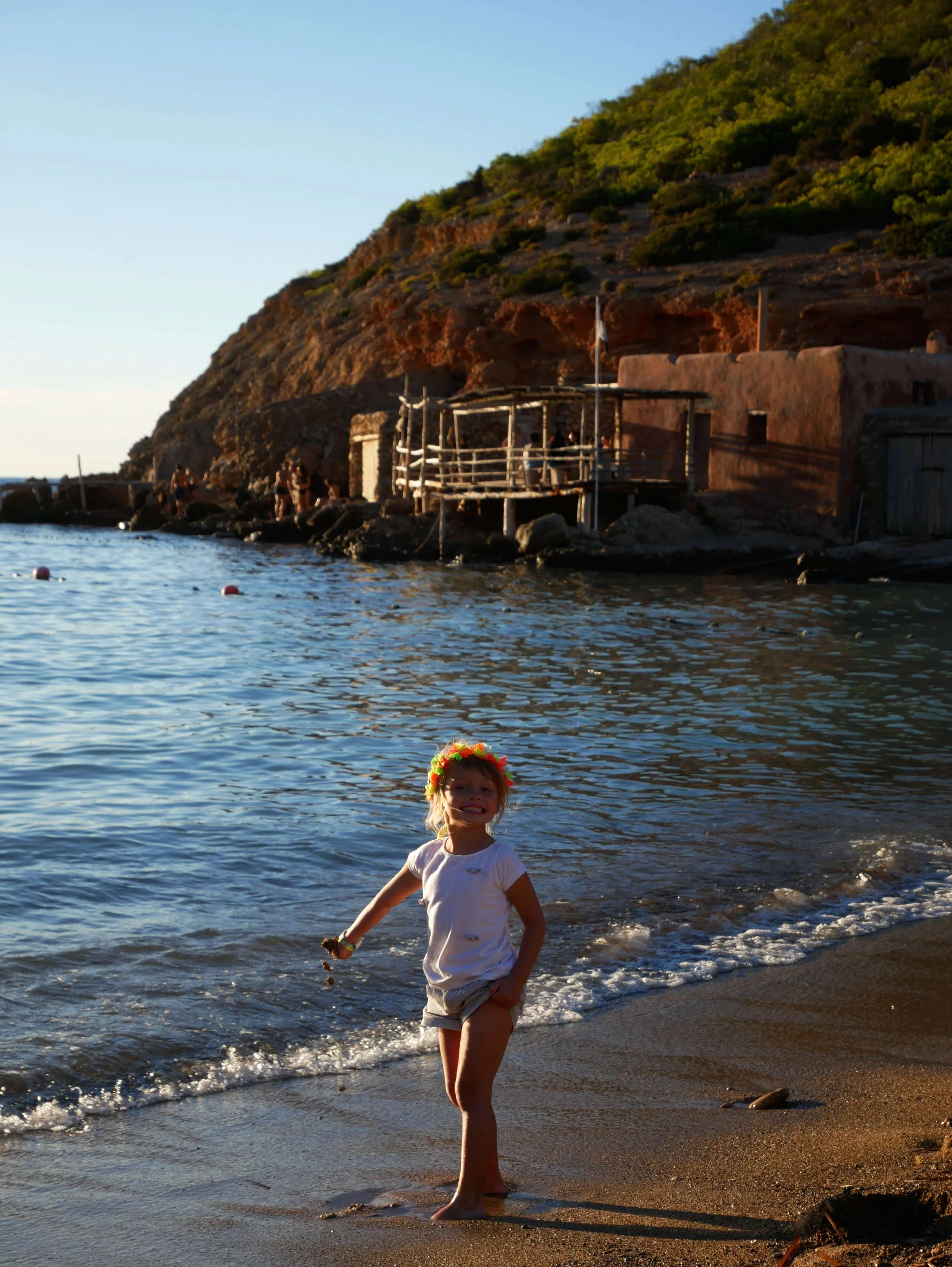 Uitzicht over de baai van Cala Benirràs, Ibiza
