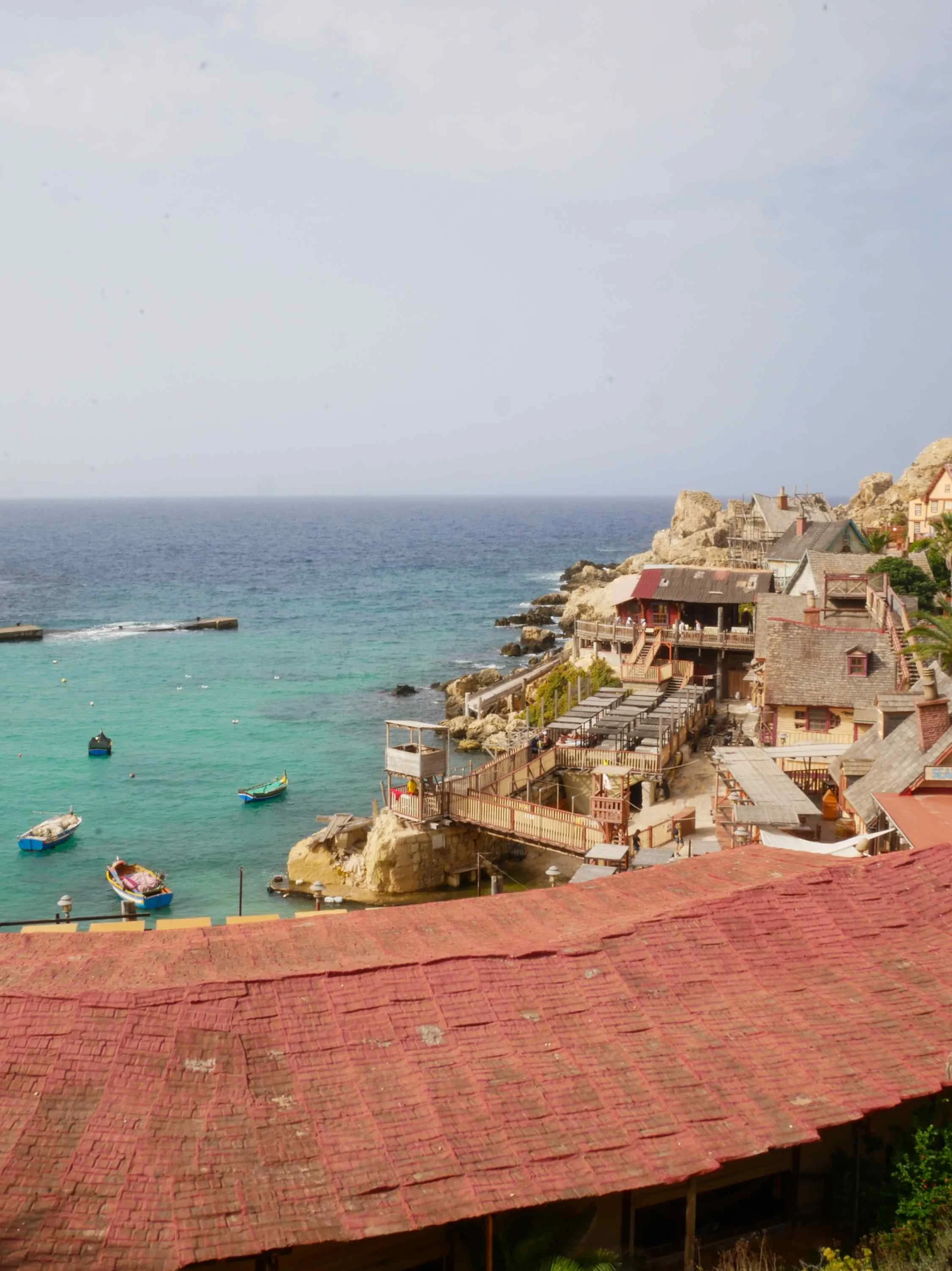 Malta - Popeye Village uitzicht.jpg