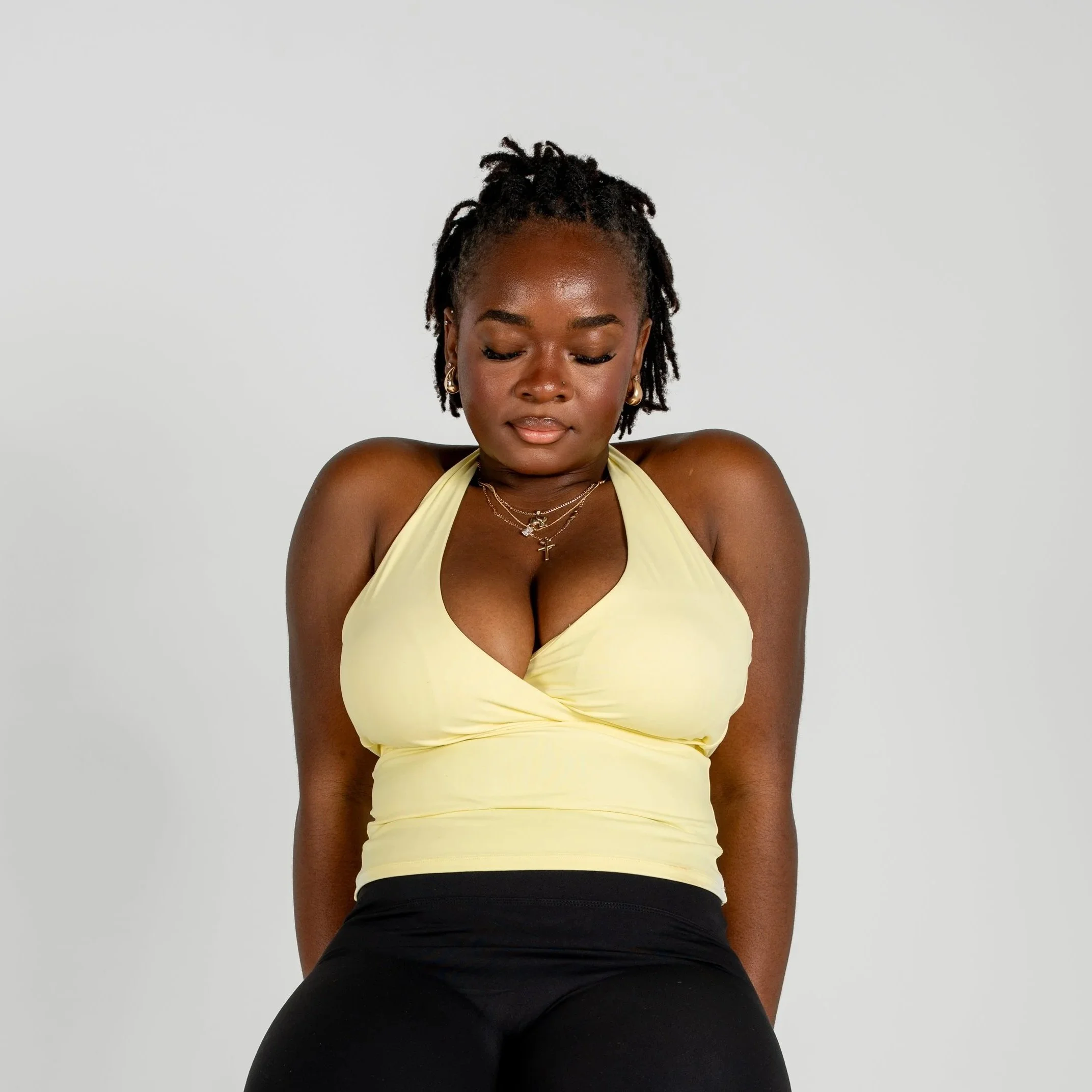 Contour Halter