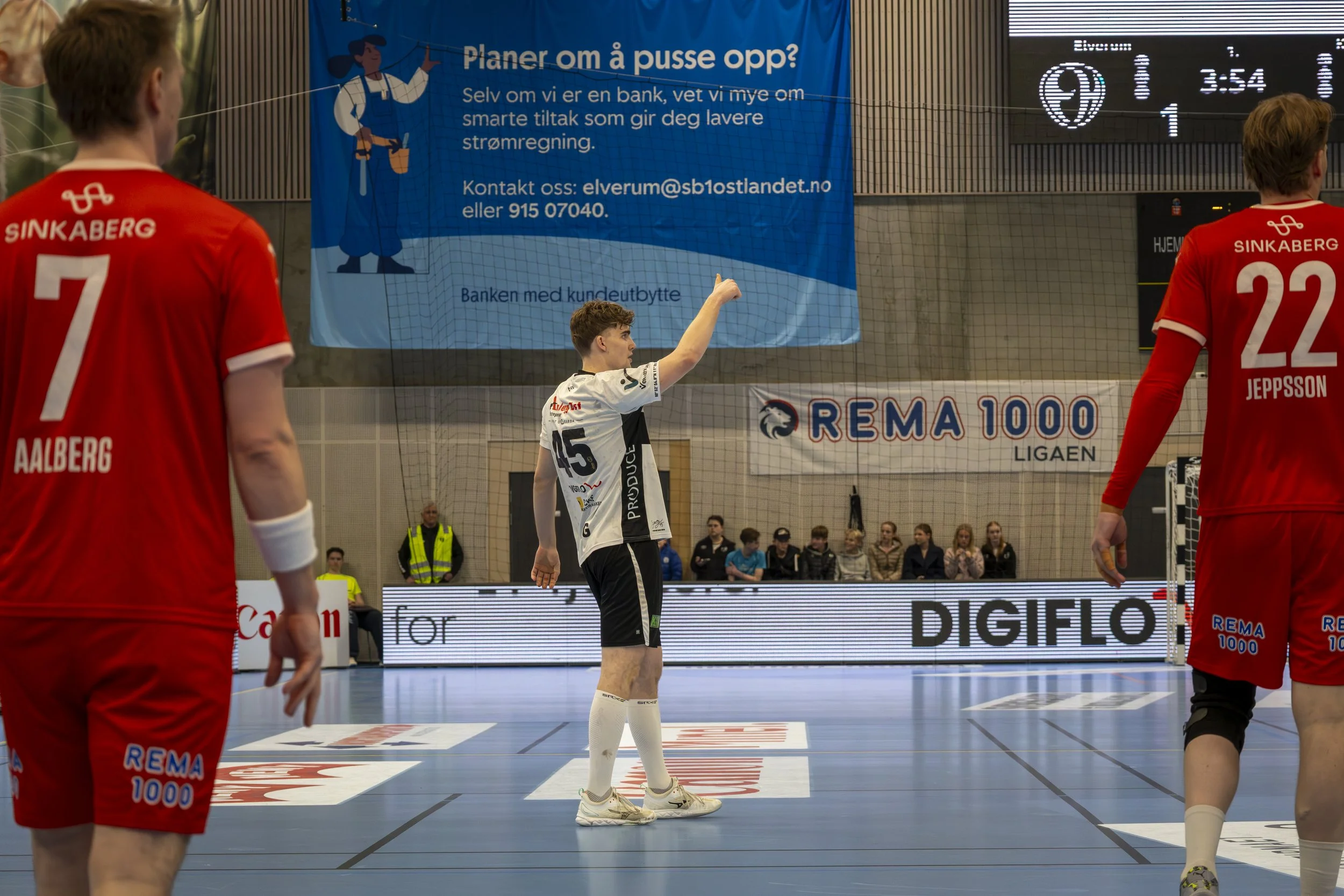 Elverum-Kolstad March 15th Brodie Sollid_1.jpg