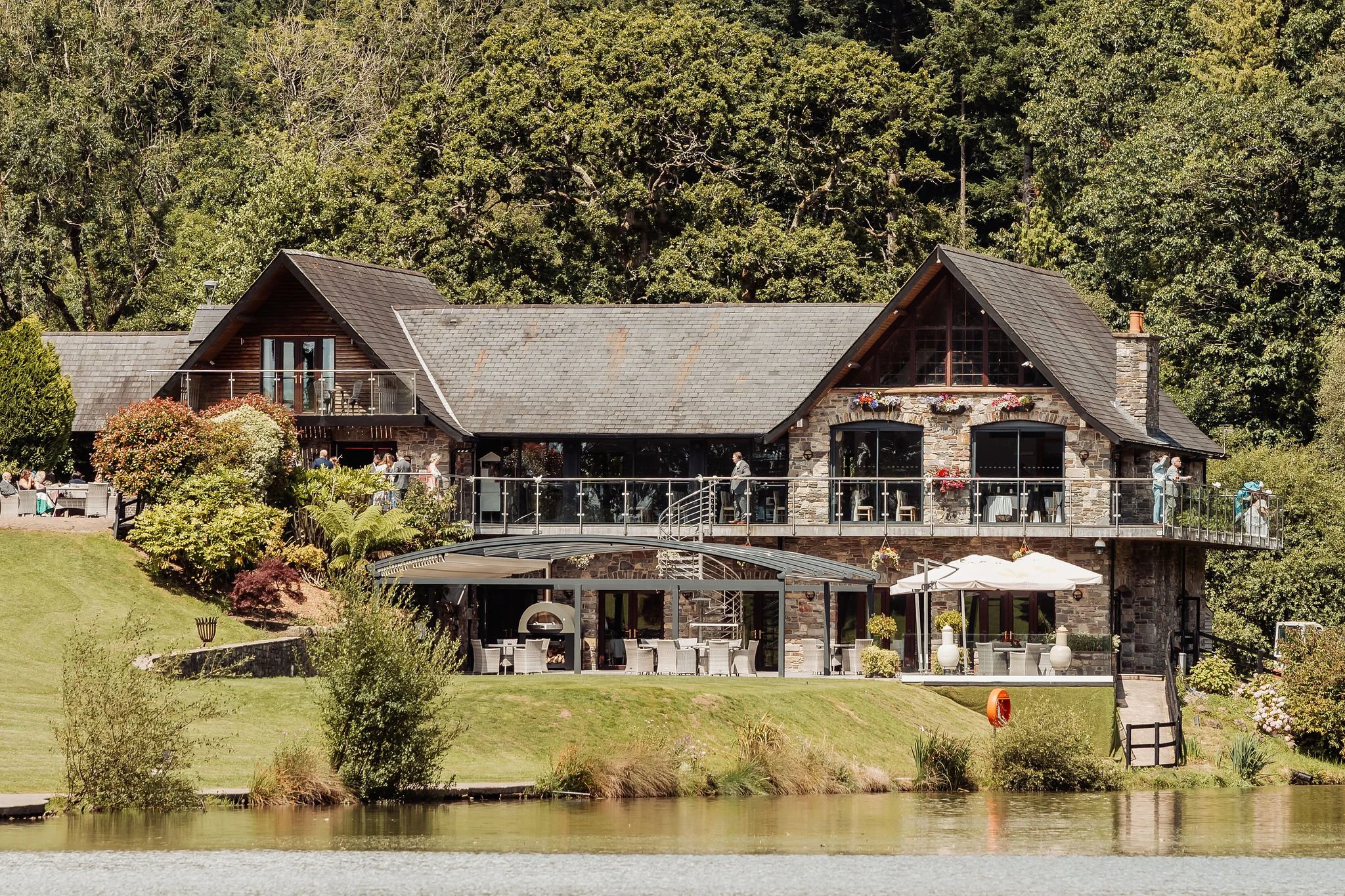 The Best South Wales Wedding Venues for the 2026 Trends