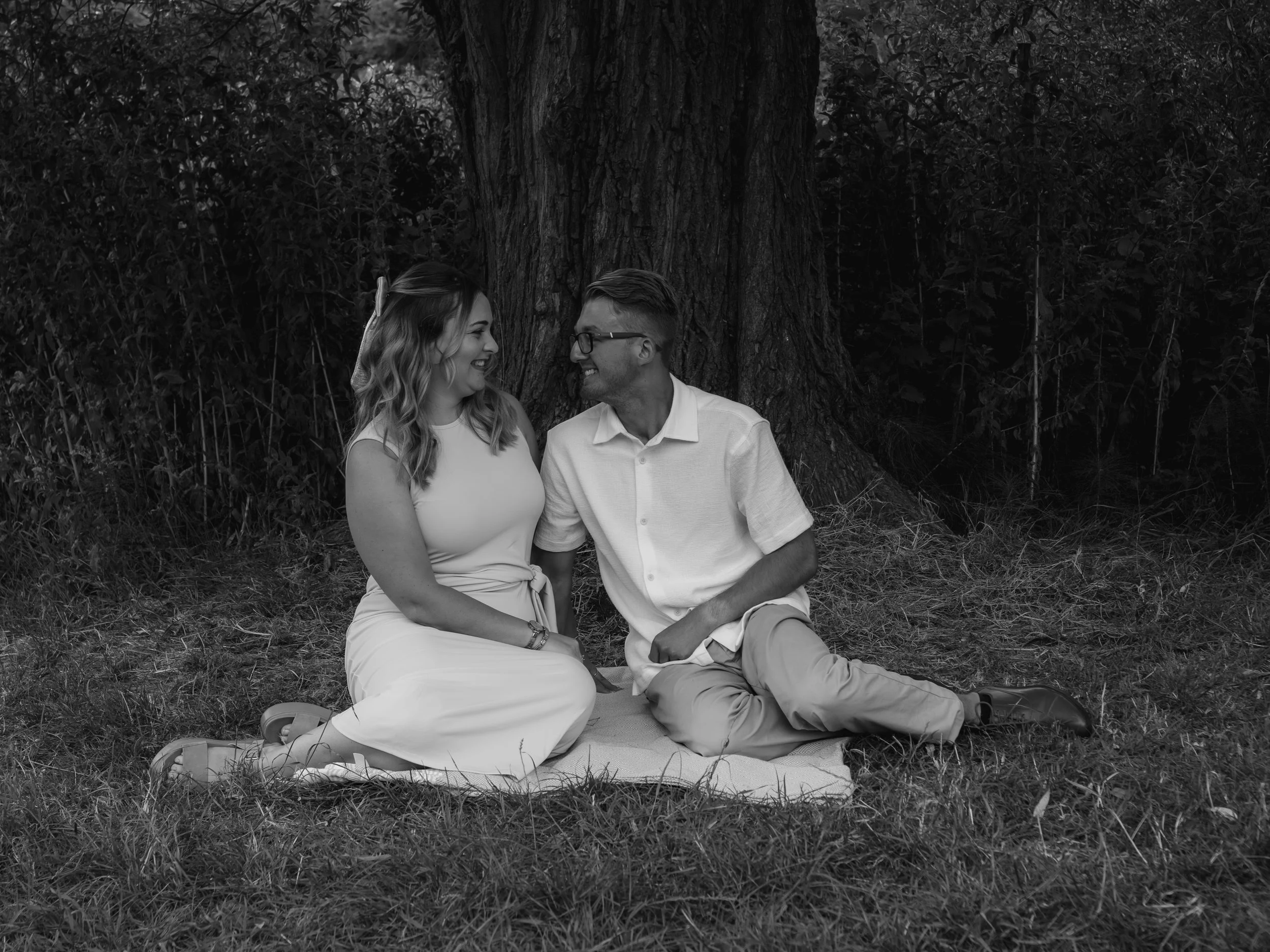 Anniversary Sessions – Telling the Story of How Your Love Has Grown