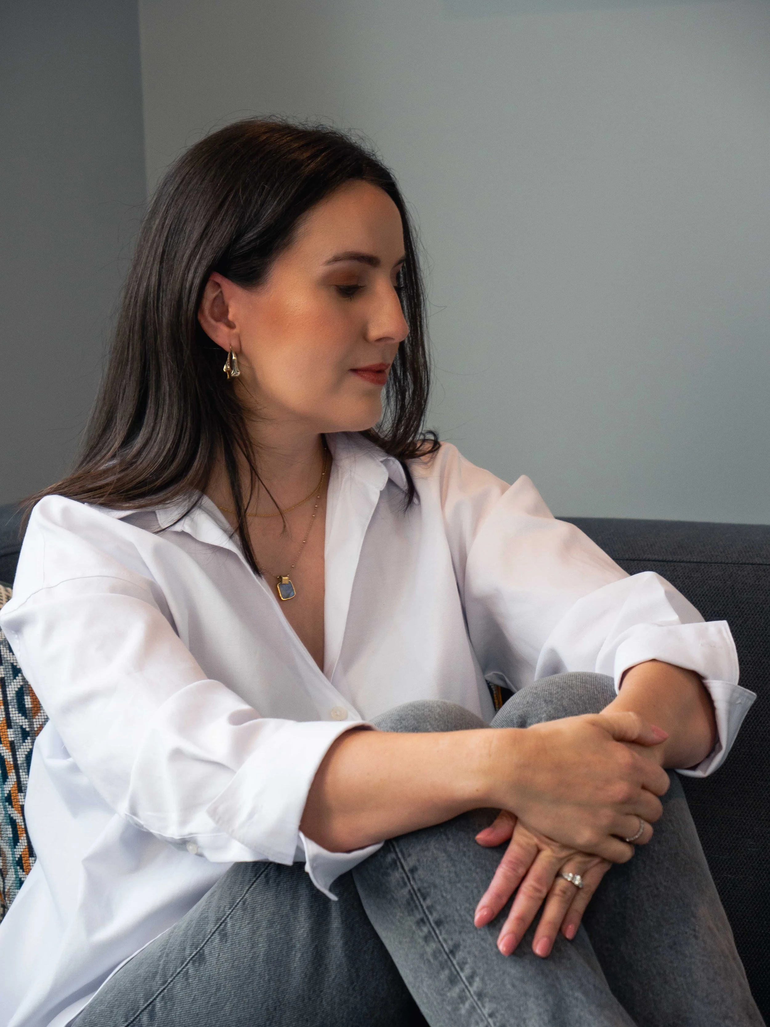 Why Empowered Portraits Are Perfect for Women Who’ve Never Loved the Camera