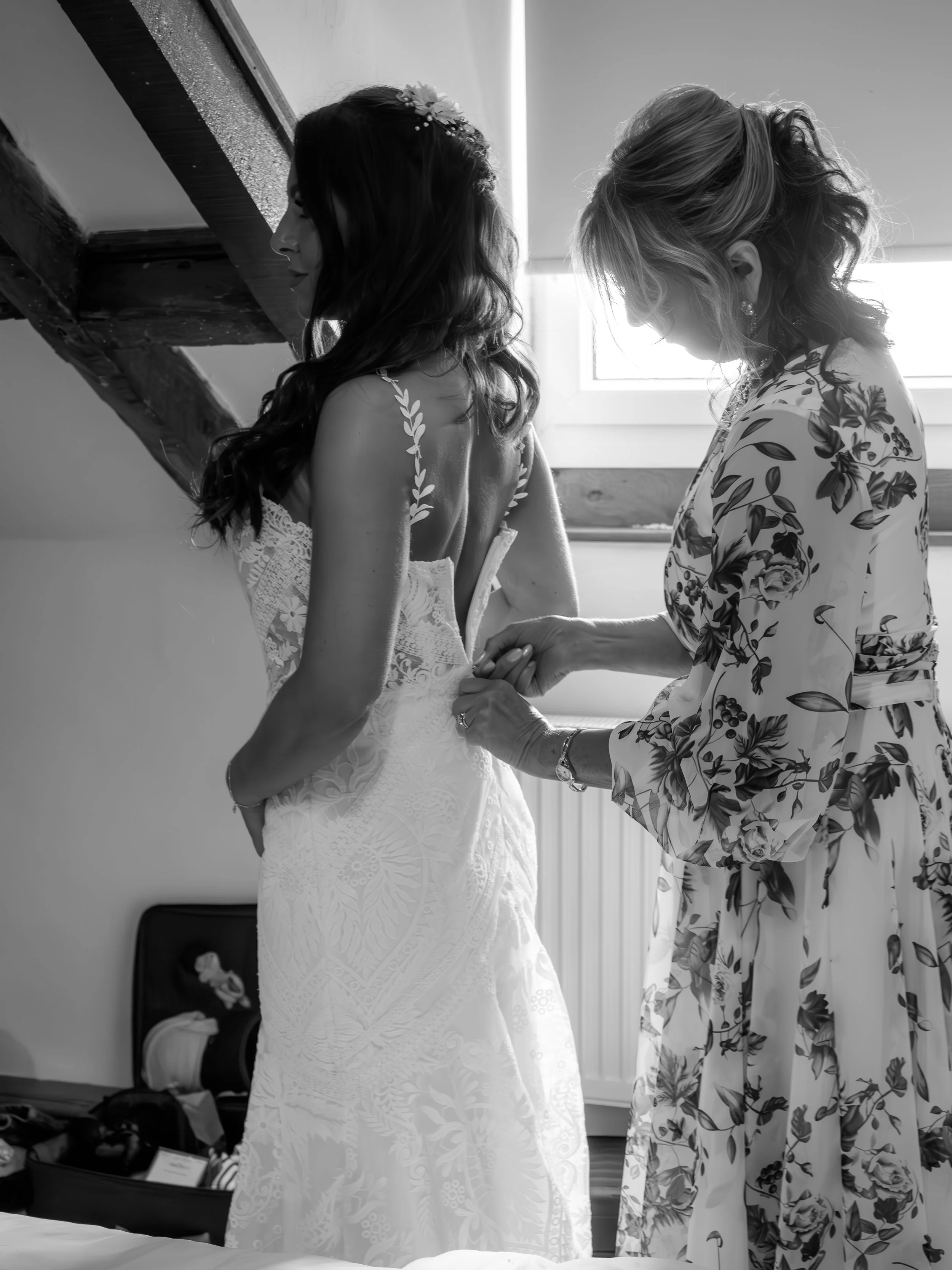 Getting Ready - Bride (61).jpg