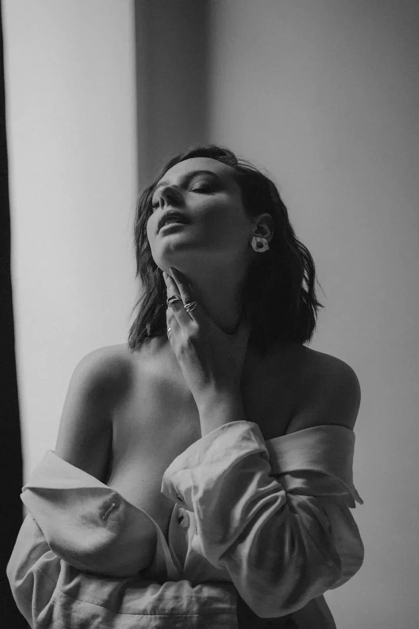 What Happens During an Empowered Boudoir Session – And Why It's Not What You Think