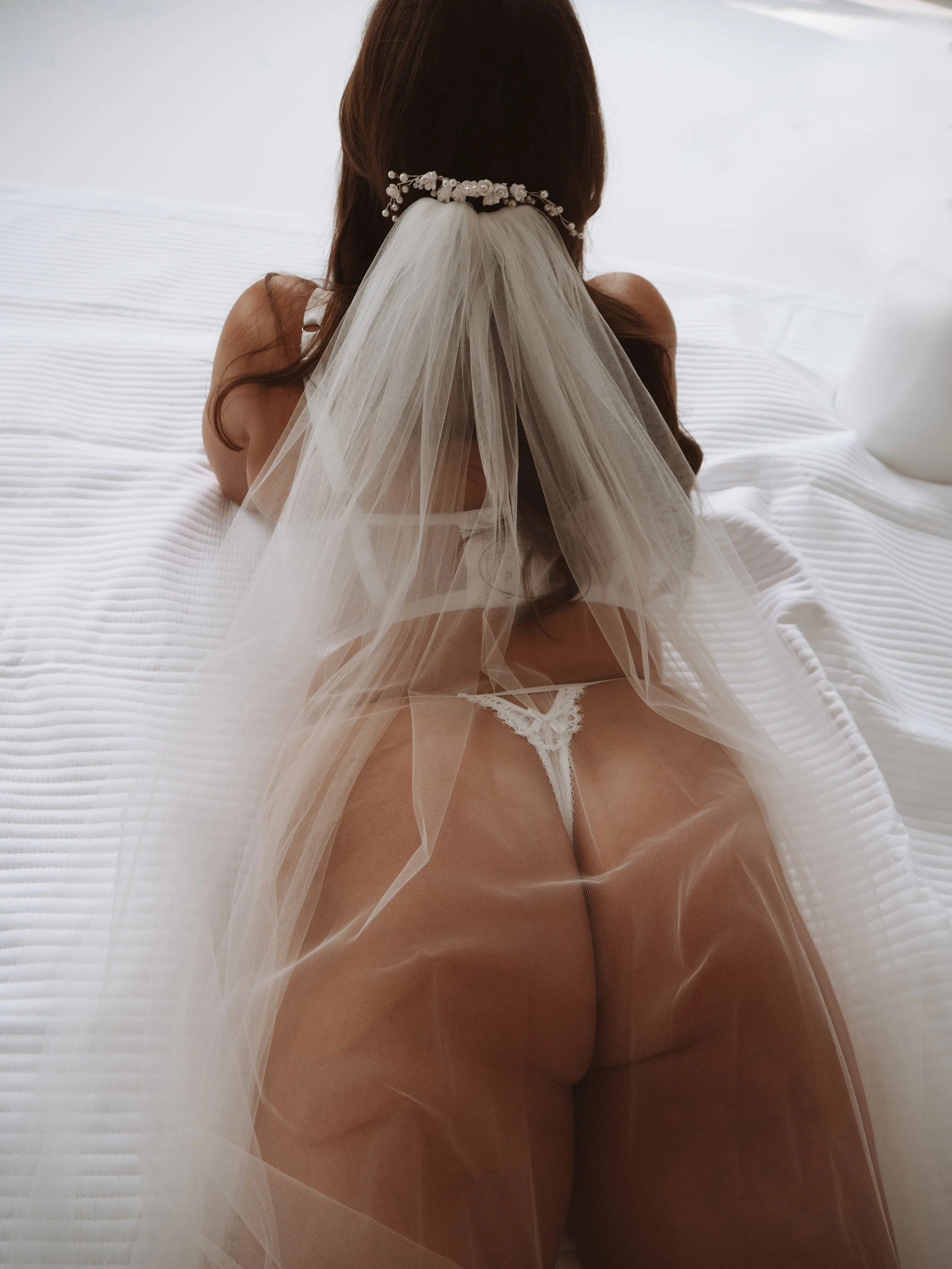 Carrie -Bridal Boudoir - Aug 24 (8).jpg