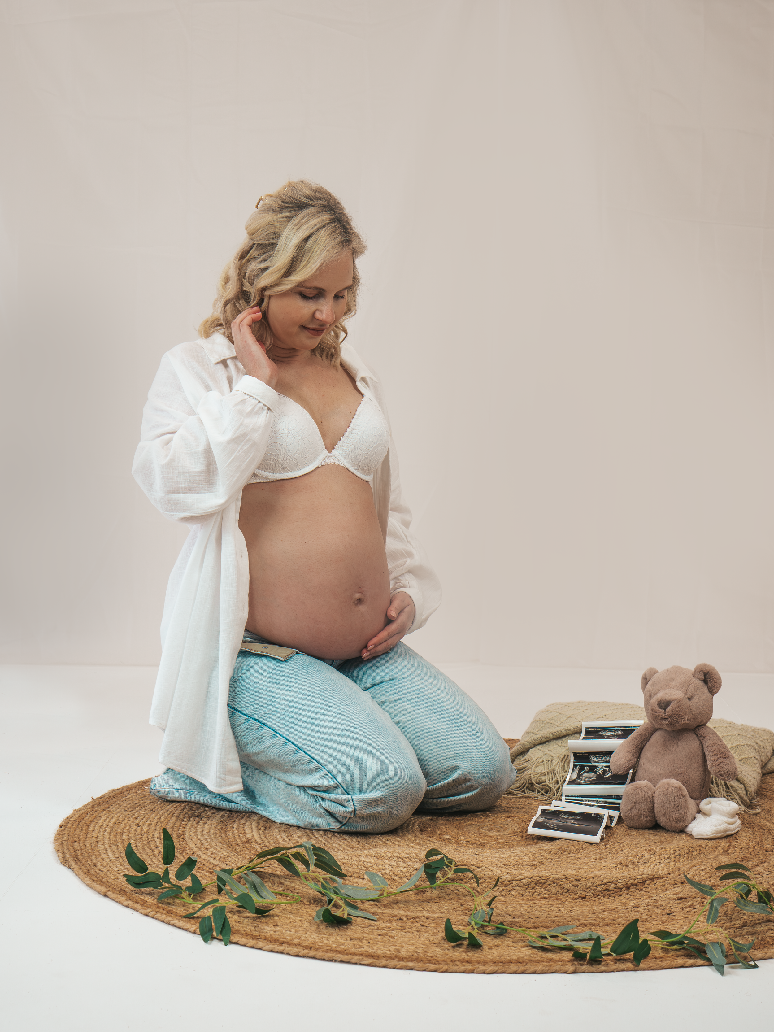 Kellys Maternity Photoshoot - 24 (35).png