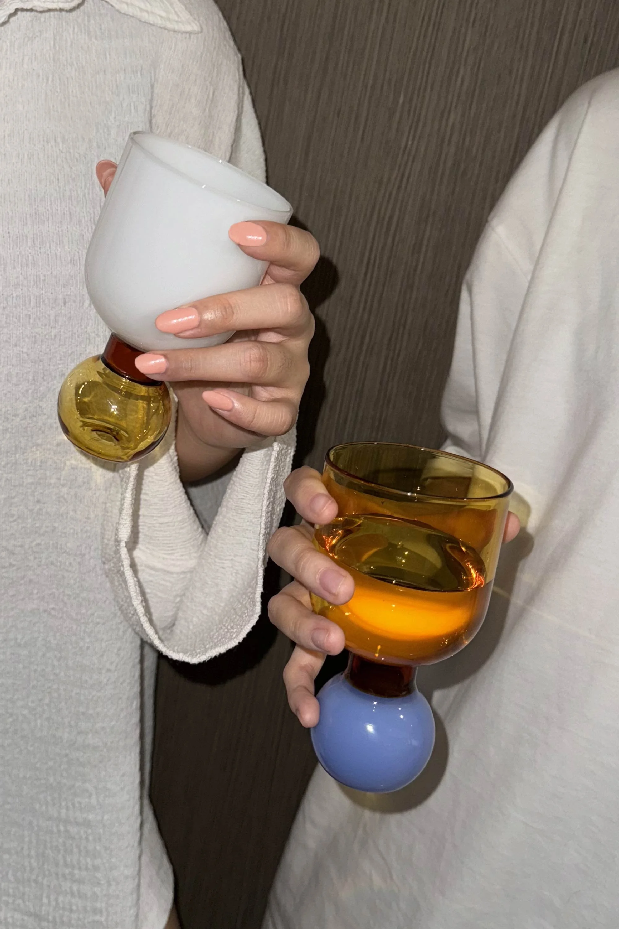 Wine glass - WHITE (2).jpg