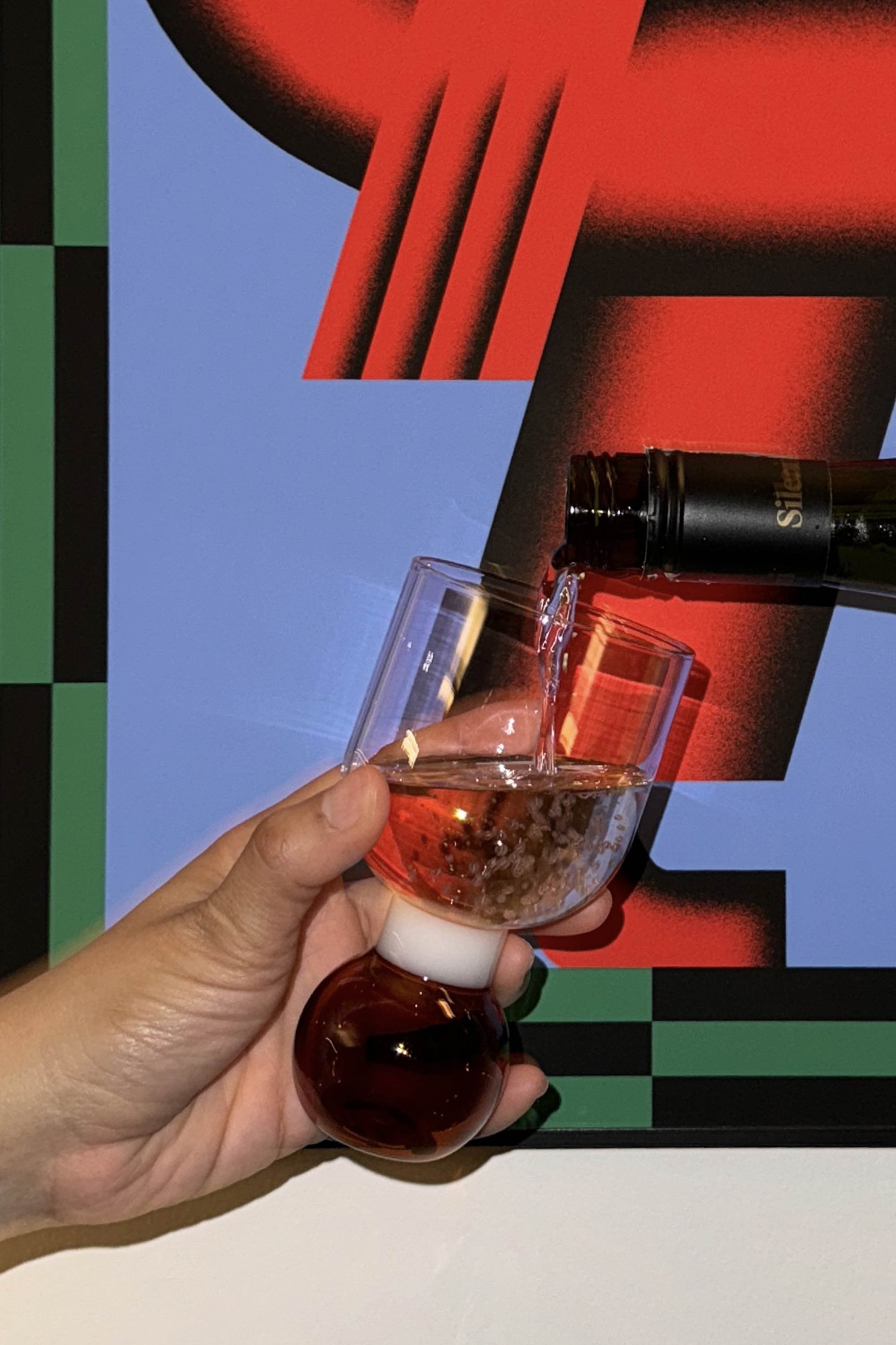 Wine glass - PINK.jpg