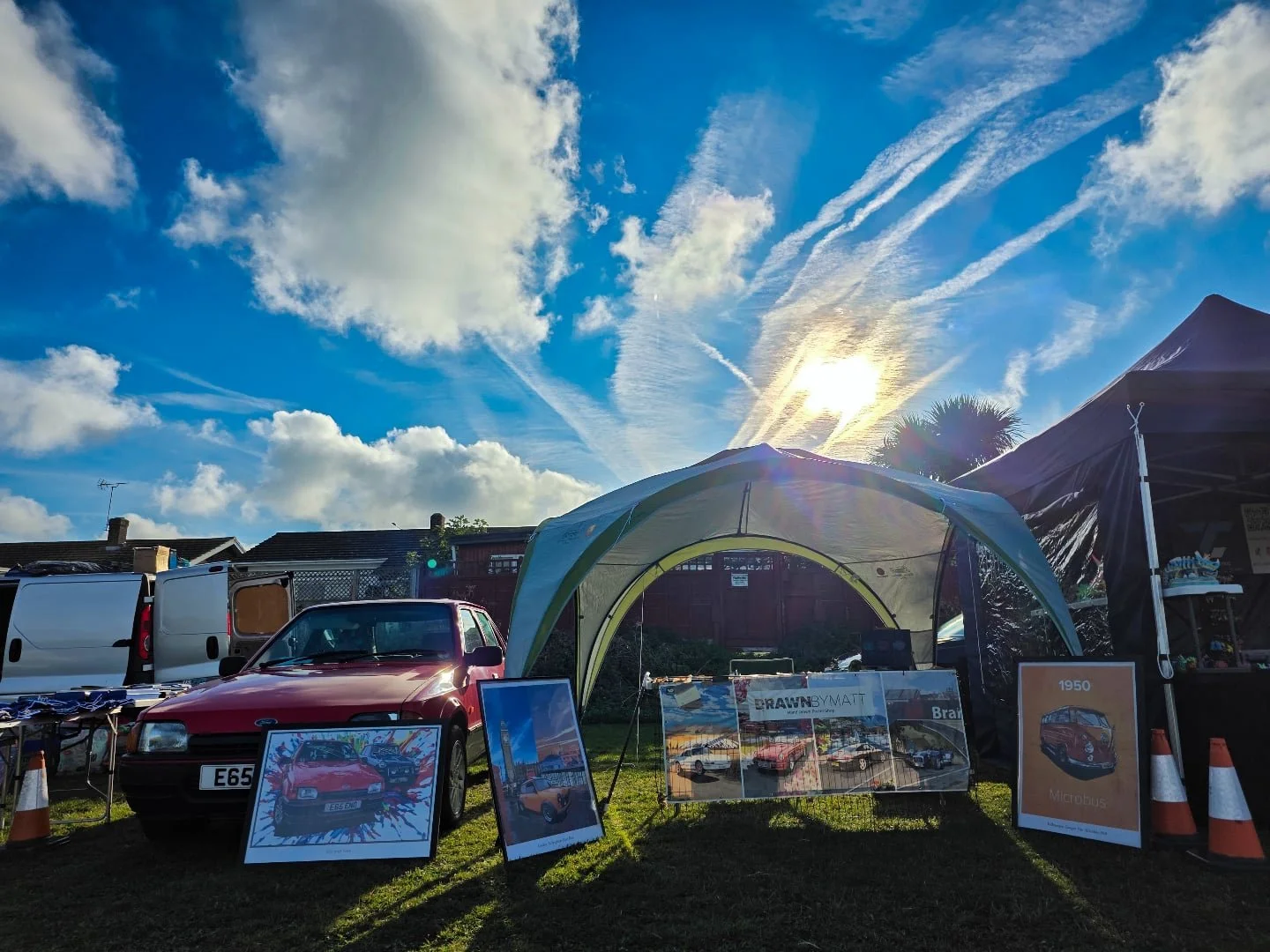 If you're looking for something great to do today, come down to the @ohsoretroshow in Margate 👌

-------------
www.drawnbymatt.co.uk
DrawnByMatt.redbubble.com
-------------
Support Small Businesses

#carshows #carshow #ohsoretro #artshop #posterart 
