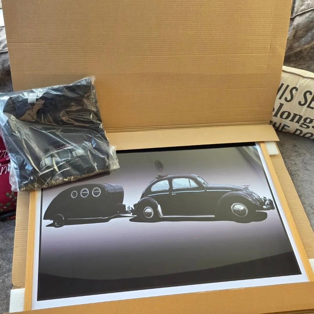 I absolutely loved working on this project in time for Christmas. 

This particular Beetle I had actually drawn around 6 years ago. Since then, there had been a new hood ornament and even more recently, the fantastic teardrop trailer. 

I was commiss