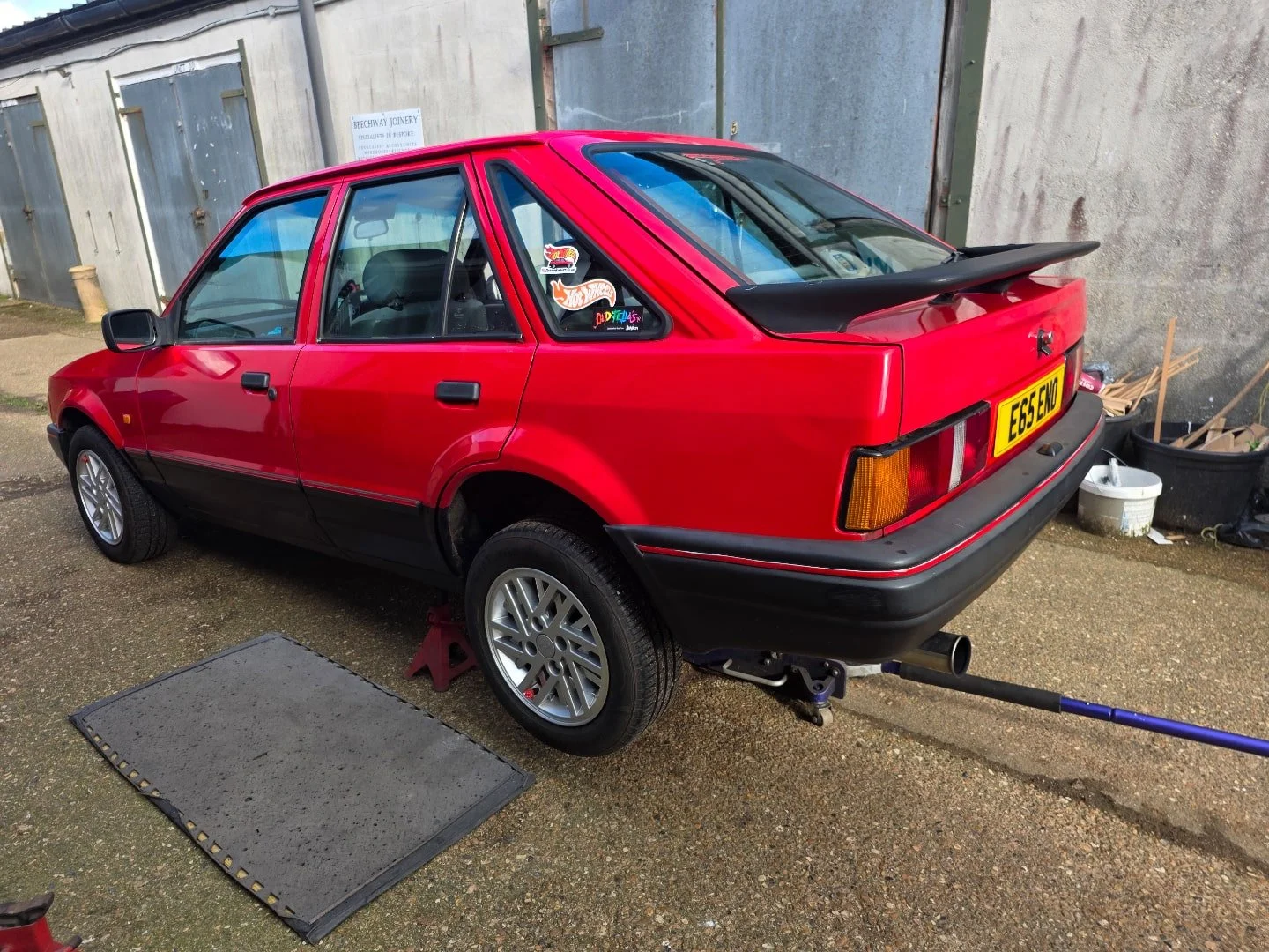 The sills need doing before my next MOT. 

Had a local restoration business take a proper look and book her in.

Ellie is my office on wheels. A workhorse. Nearly 40 years old and still going strong. 

----------------------------
www.drawnbymatt.co.