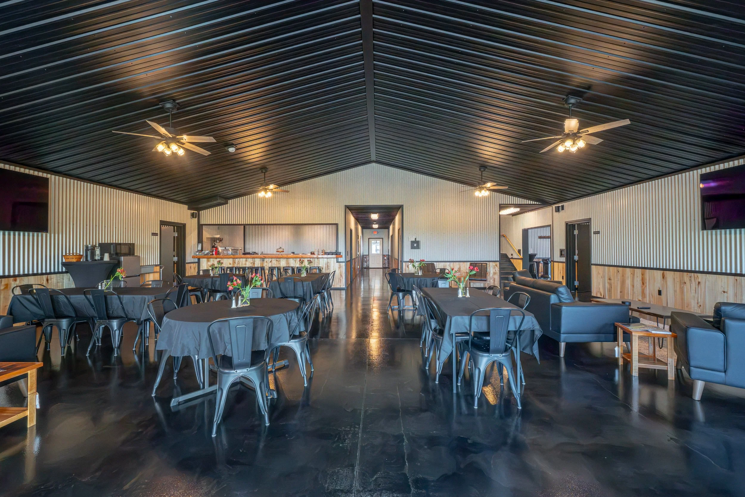 The Orion - Dining Room2.JPG