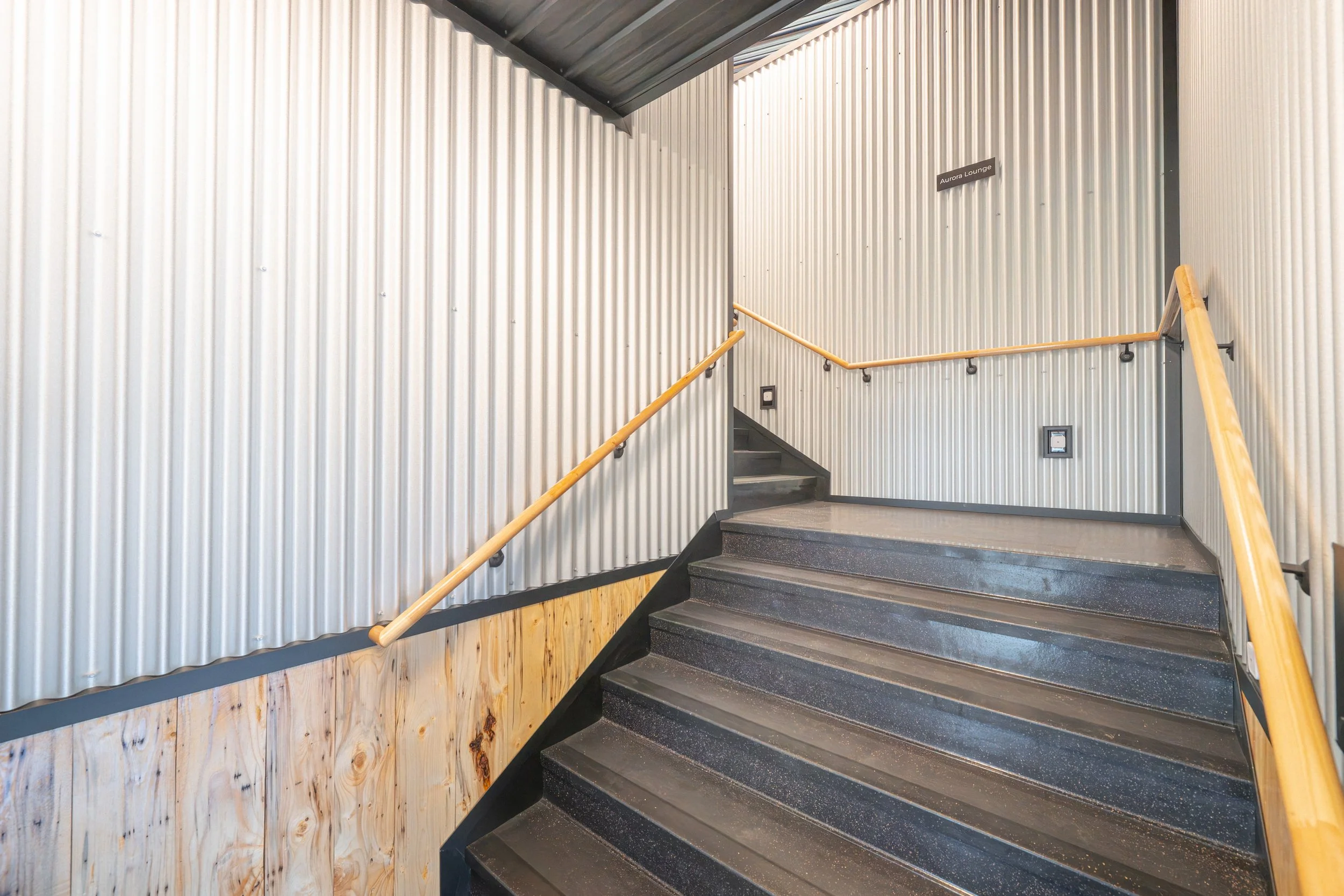 The Orion - Stairs.JPG