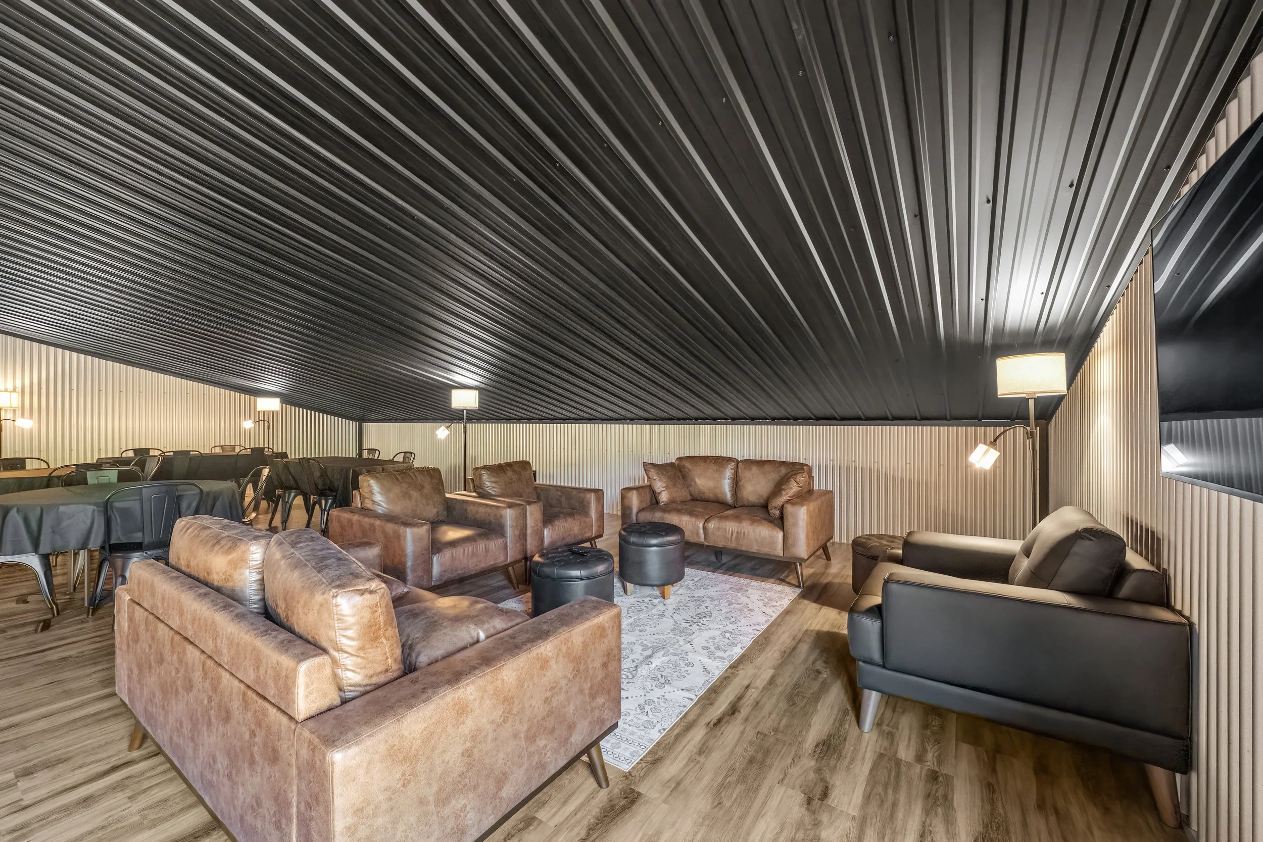 The Orion - Aurora Lounge4.JPG