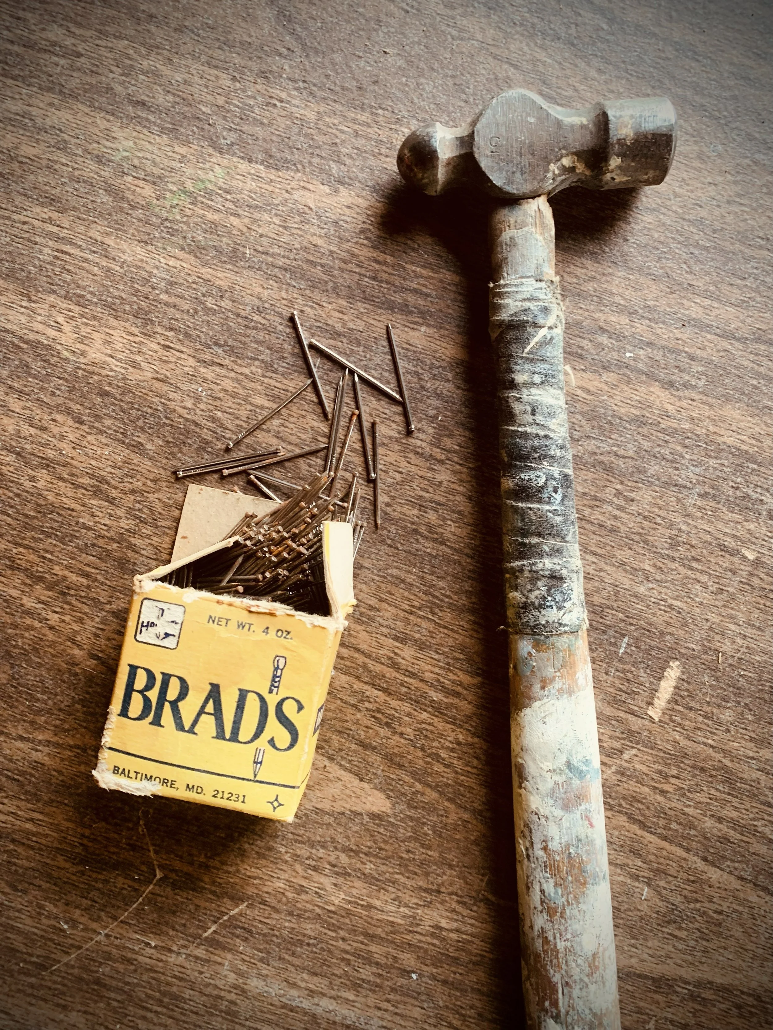 Luxury historic window restoration for owners who value authenticity over replacement. We preserve original wood windows, enhance performance, and honor historic homes across the North, with work featured at the Burnham Tavern.