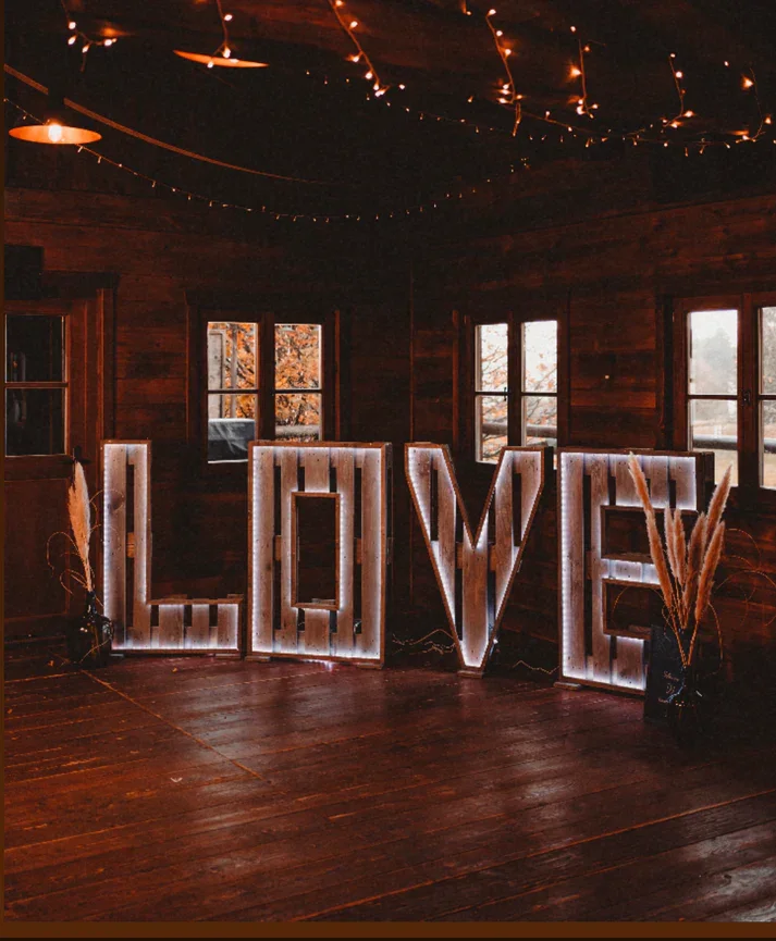 XXL LOVE Schriftzug | beleuchtet