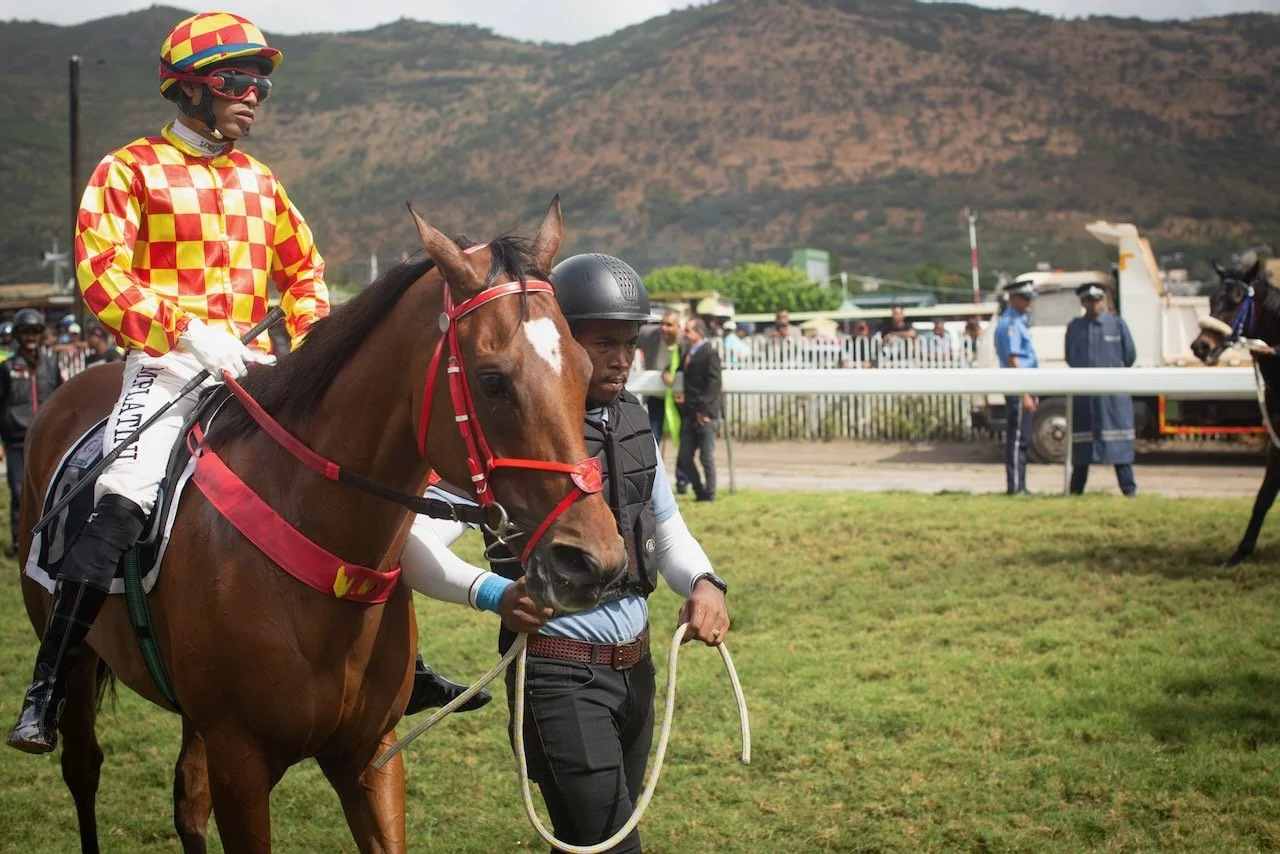 champs du mars Racecourse - 13 of 14.jpeg