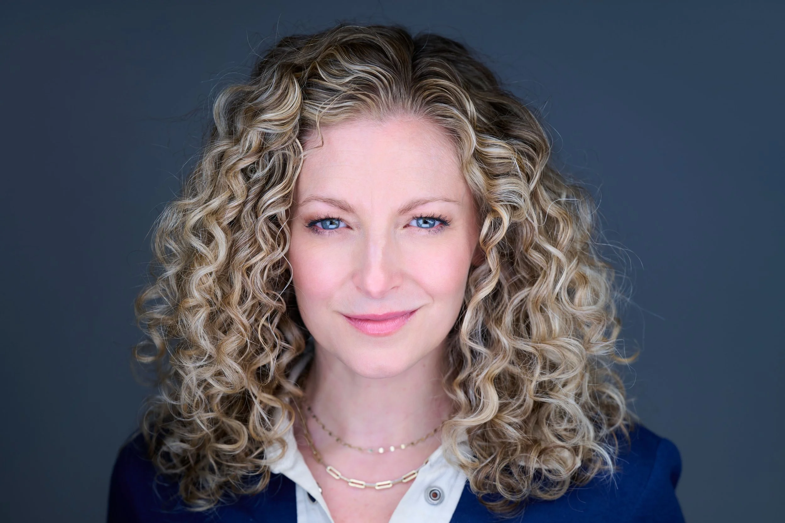 Lauren Molina (CHORUS 2 + U/S Meg)