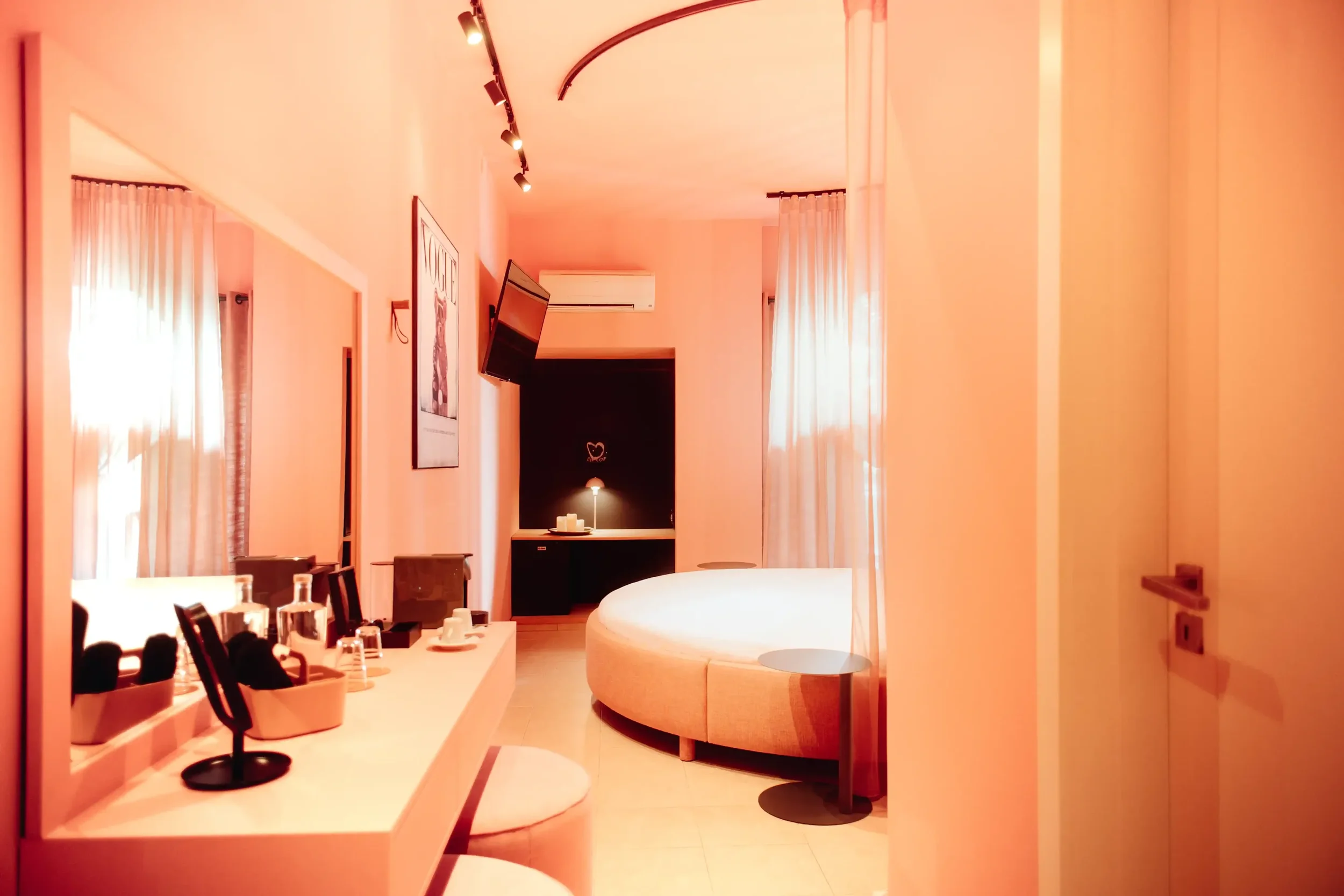 VIP hotel 4.webp