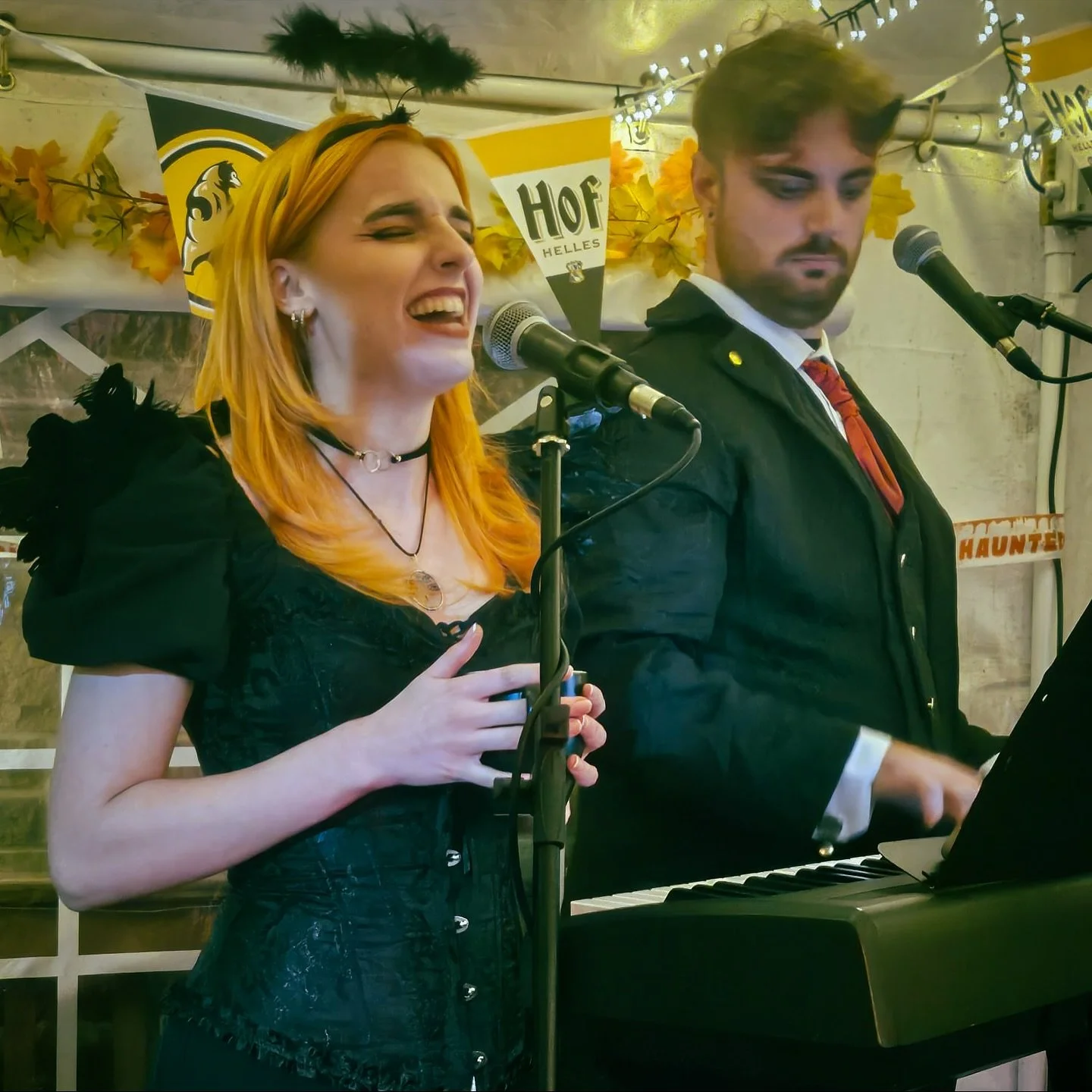 A couple pics from our 🎃 Halloween Bash 🎃 at The Beer Shack! The mug of hot lemon water was a saviour that night as Holly was fighting a bug and she won 😜 We both had a fab time at one of our favourite venues in Clitheroe! Always a pleasure to go 