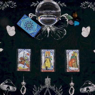 Tarot Reading Cloth - Witch’s Garden Image 5.jpg