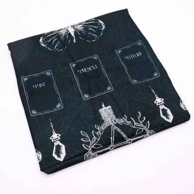 Tarot Reading Cloth - Witch’s Garden Image 4.jpg