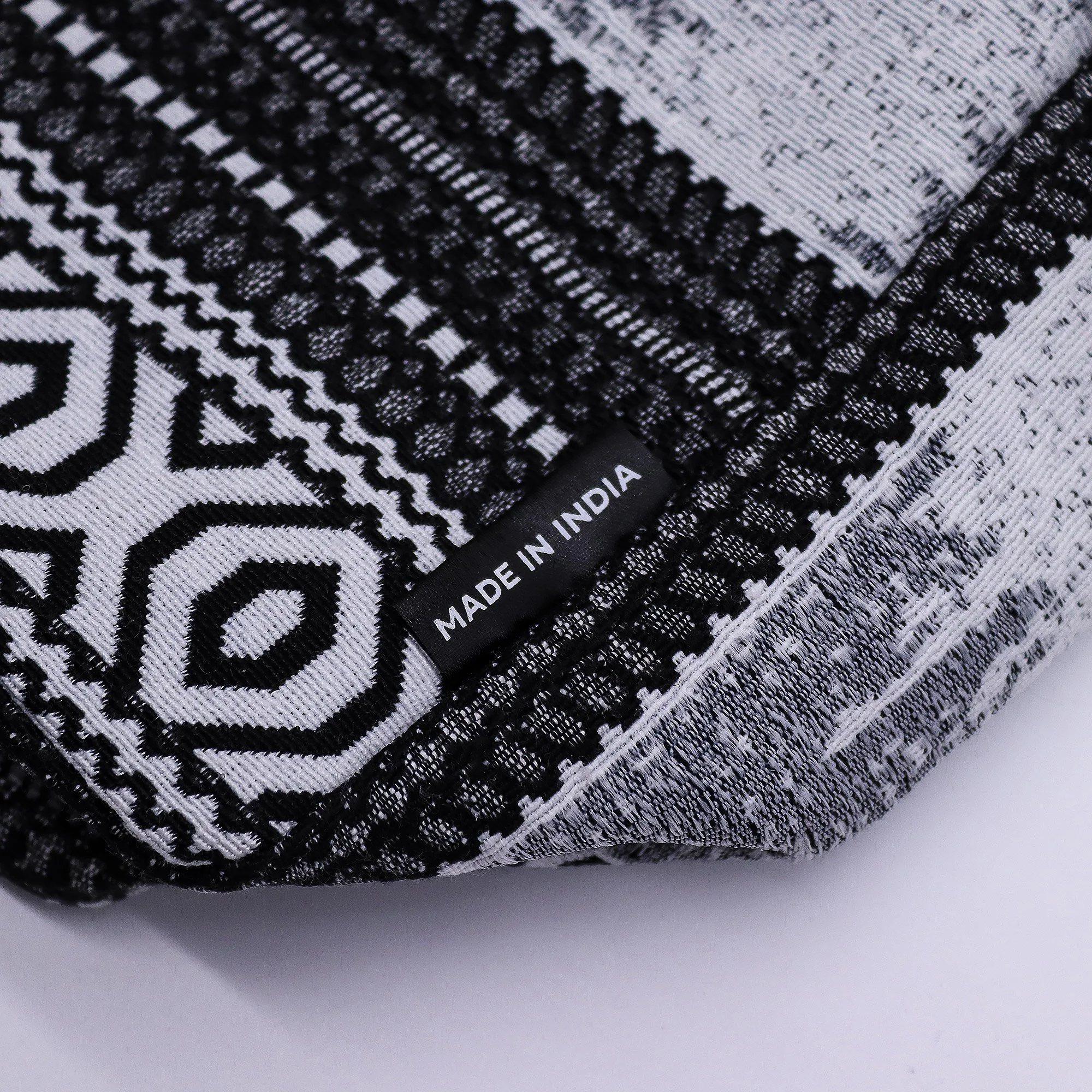 Jacquard Natural Bags - Urban Caravan - Wander Muse Bag Image 3.jpeg