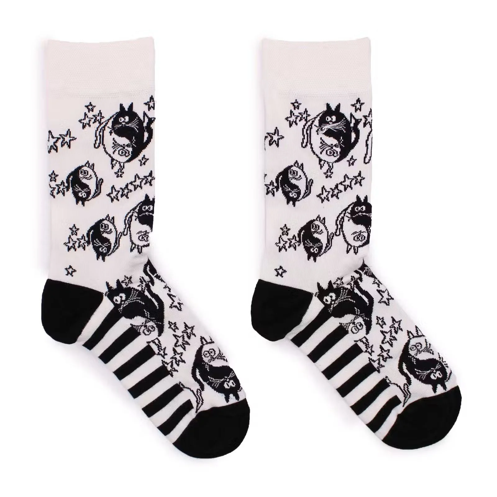 Hop Hare Bamboo Socks SM - Ying Yang 3.jpg