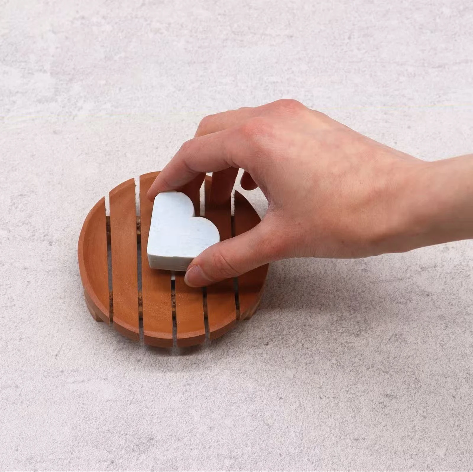 Classic Mahogany Soap Dish - Round 2.jpg