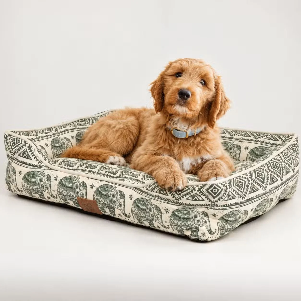 PAW Bed – Lucky Elephant – Green – 60 × 50 × 14cm 1.jpg