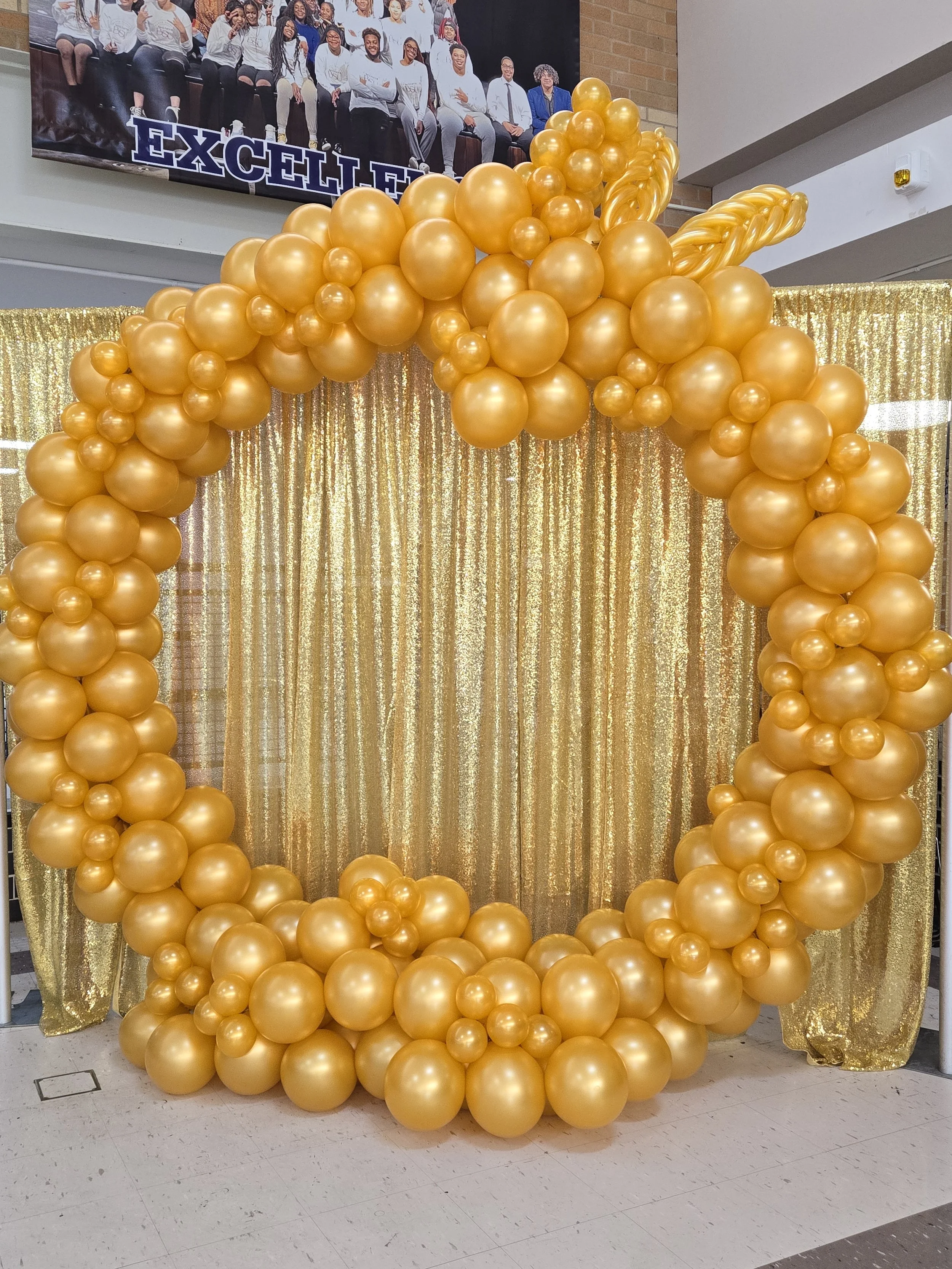 Copy of Golden Apple Backdrop2.jpg