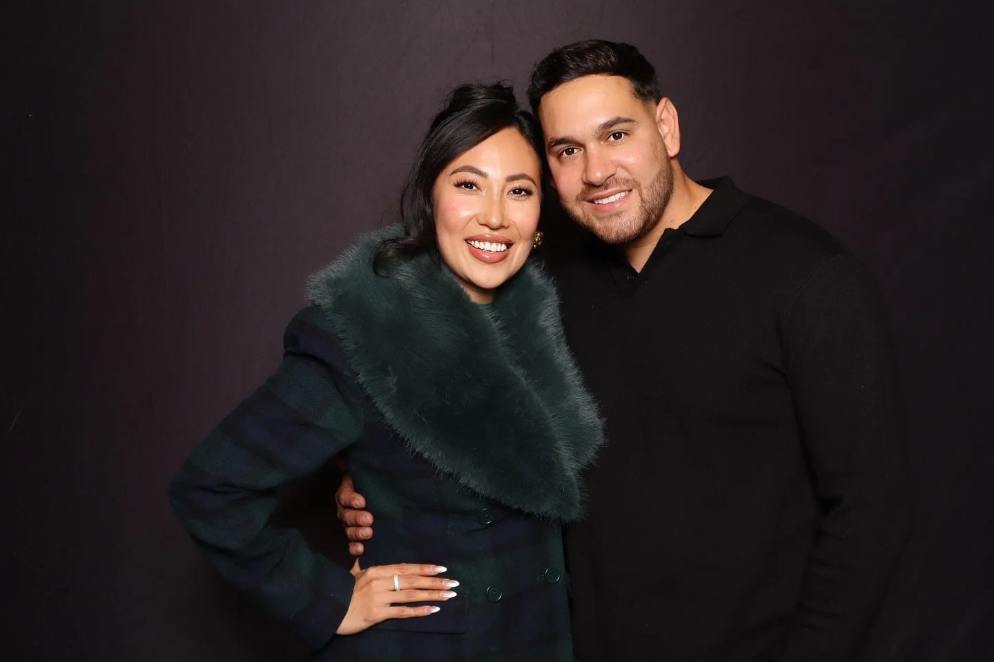 Sleek. Modern. Holiday-ready. Make your event stand out with our premium photobooth. 🎄📸