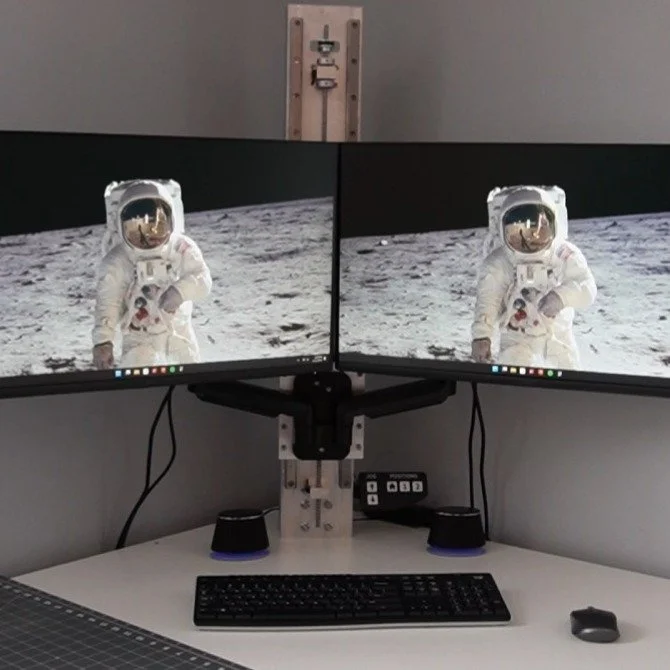 Motorized Monitor Stand