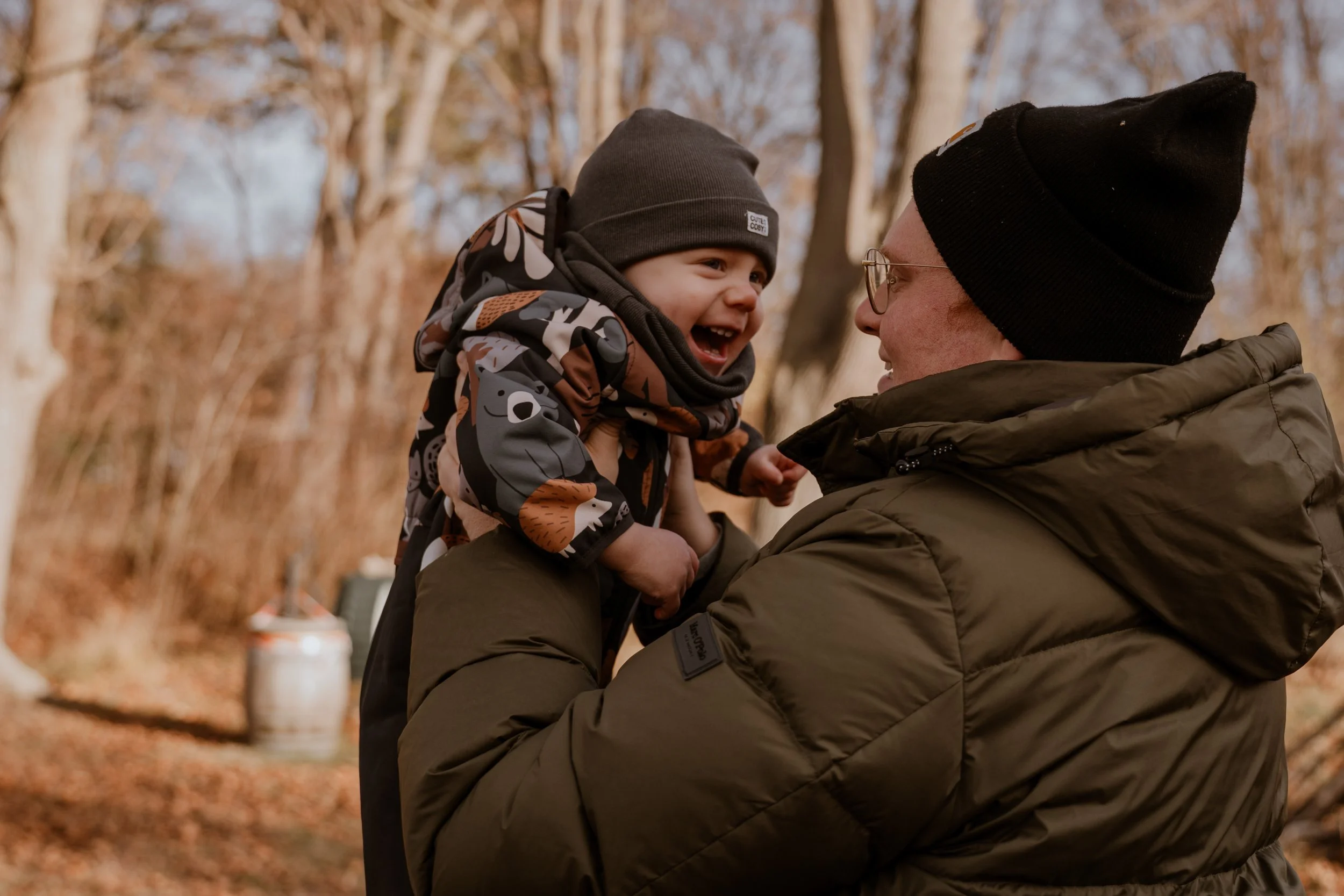 familienfotografie-hannover-vater-sohn-wald.jpg