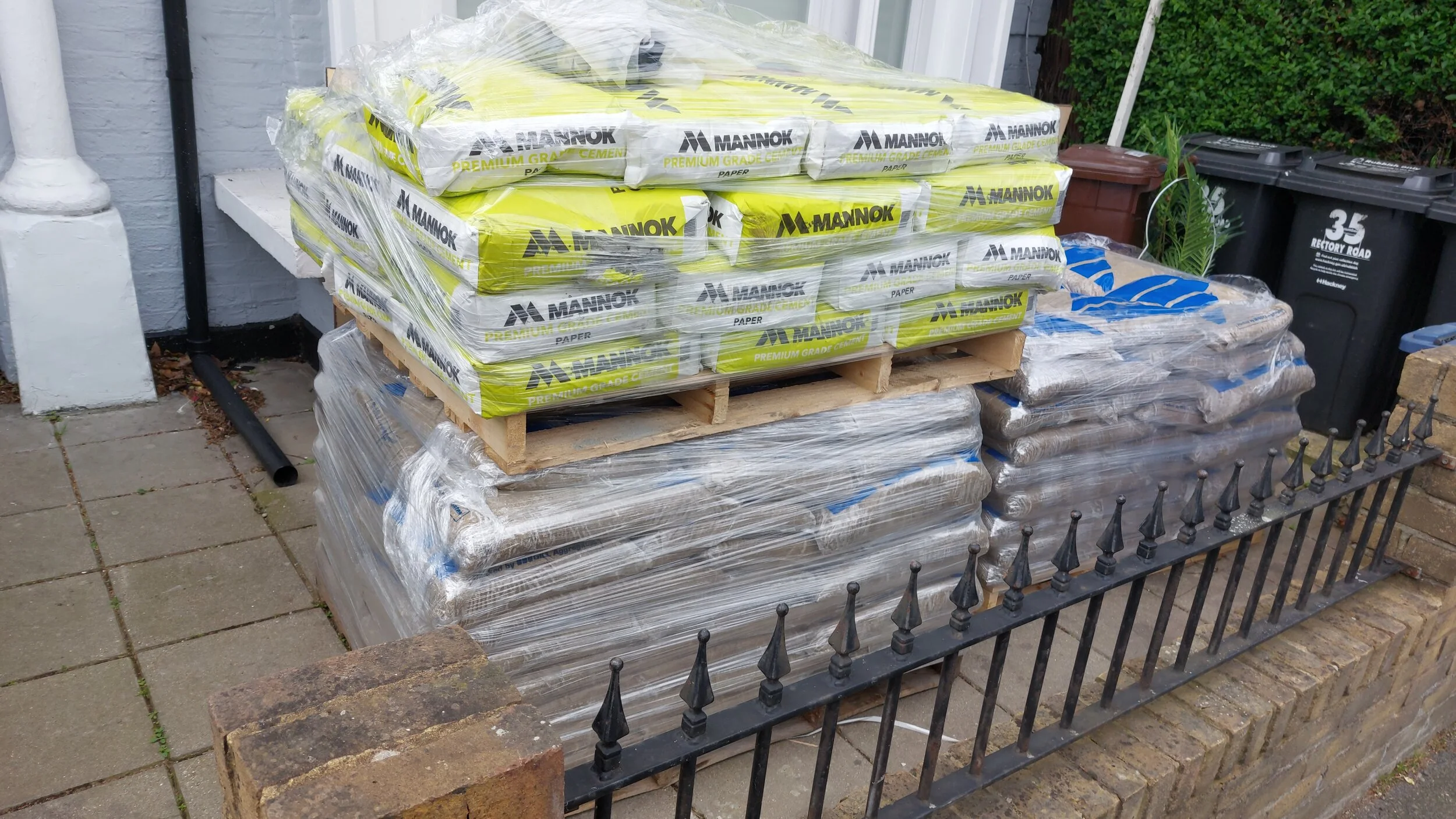 4 tonnes in, 4 tonnes lifted into mixer, 4 tonnes out of mixer=12000 kg of muck