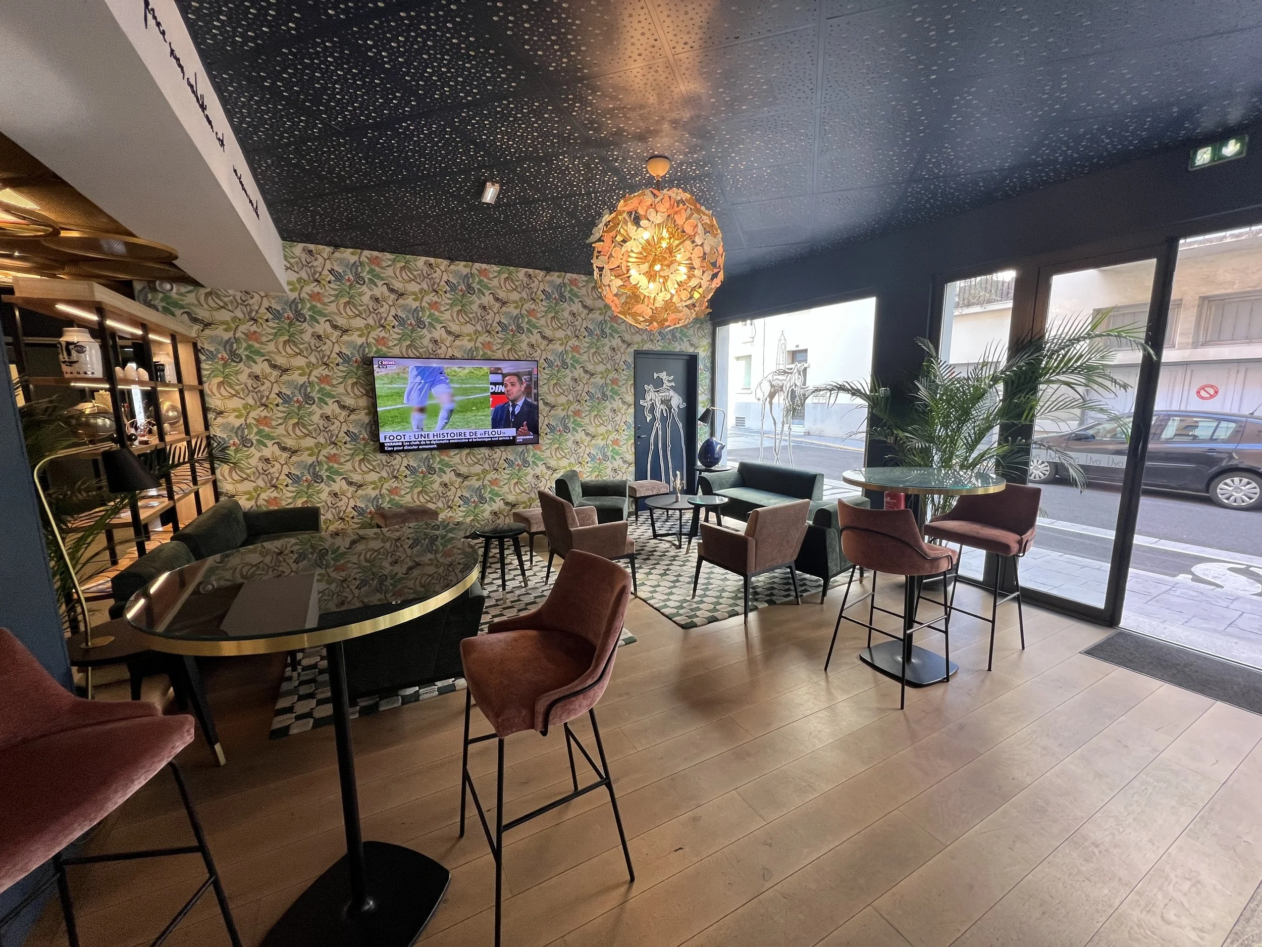 Dali Hotel Perpignan Photos (9).JPG