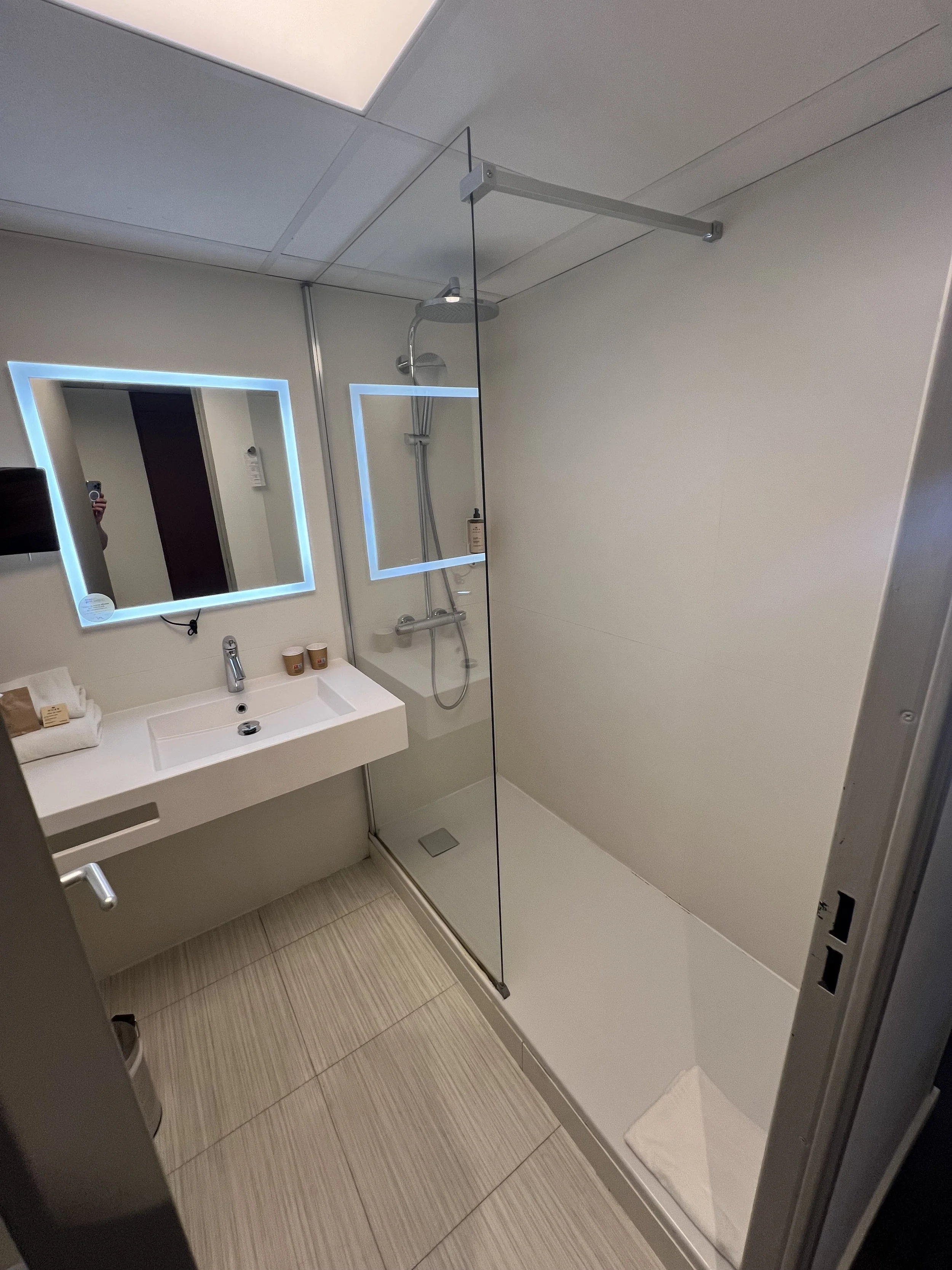 Mercure Hotel Perpignan Photos (1).JPG