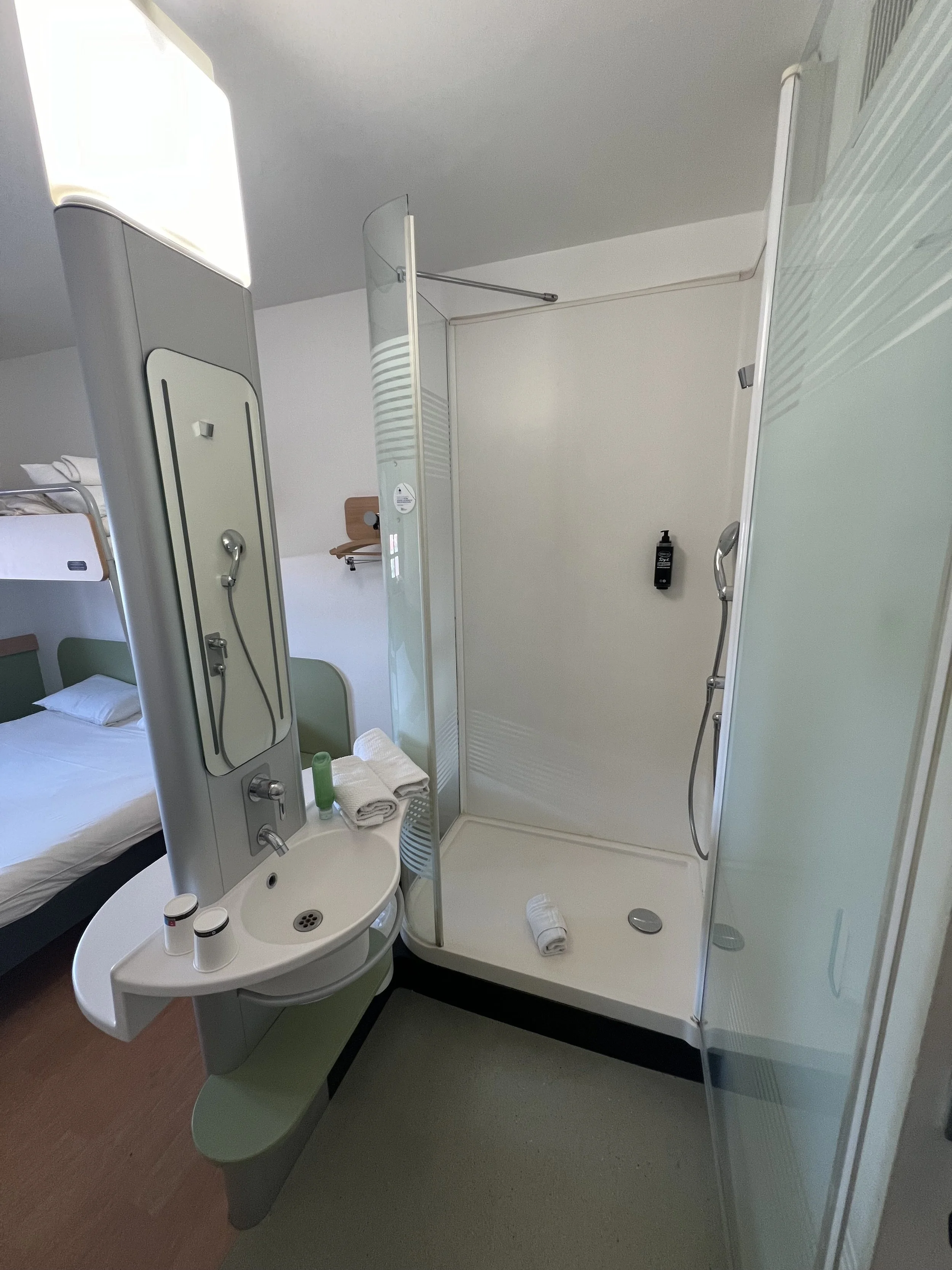 Ibis Budget Perpignan Hotel Photos (1).JPG