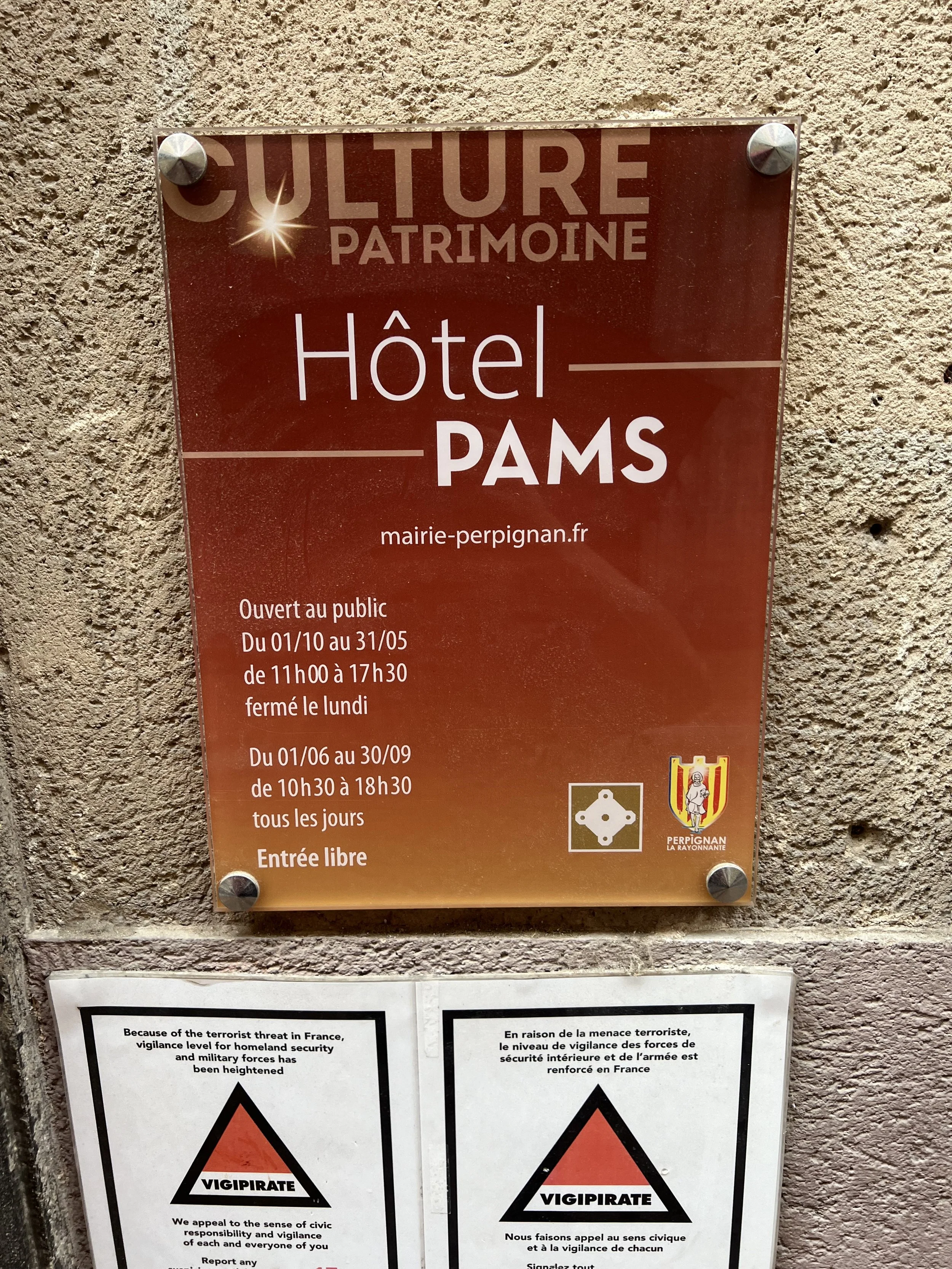 Hotel Pams Perpignan Photos (3).JPG