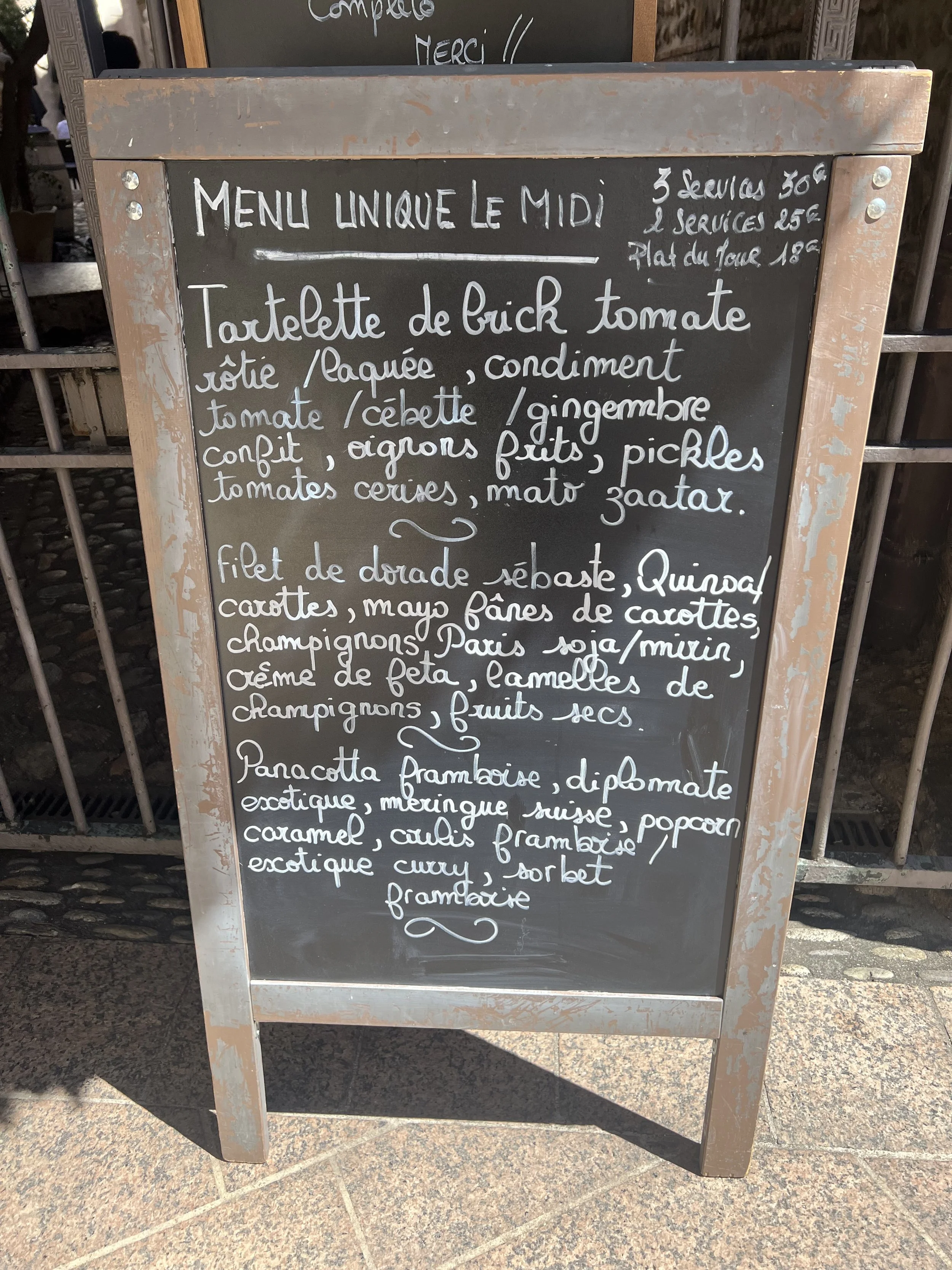 Le 17 Perpignan Restaurant Menu.JPG