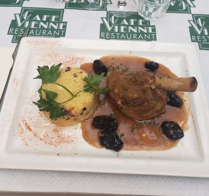 Cafe Vienne Perpignan Restaurant Photos  (1).png