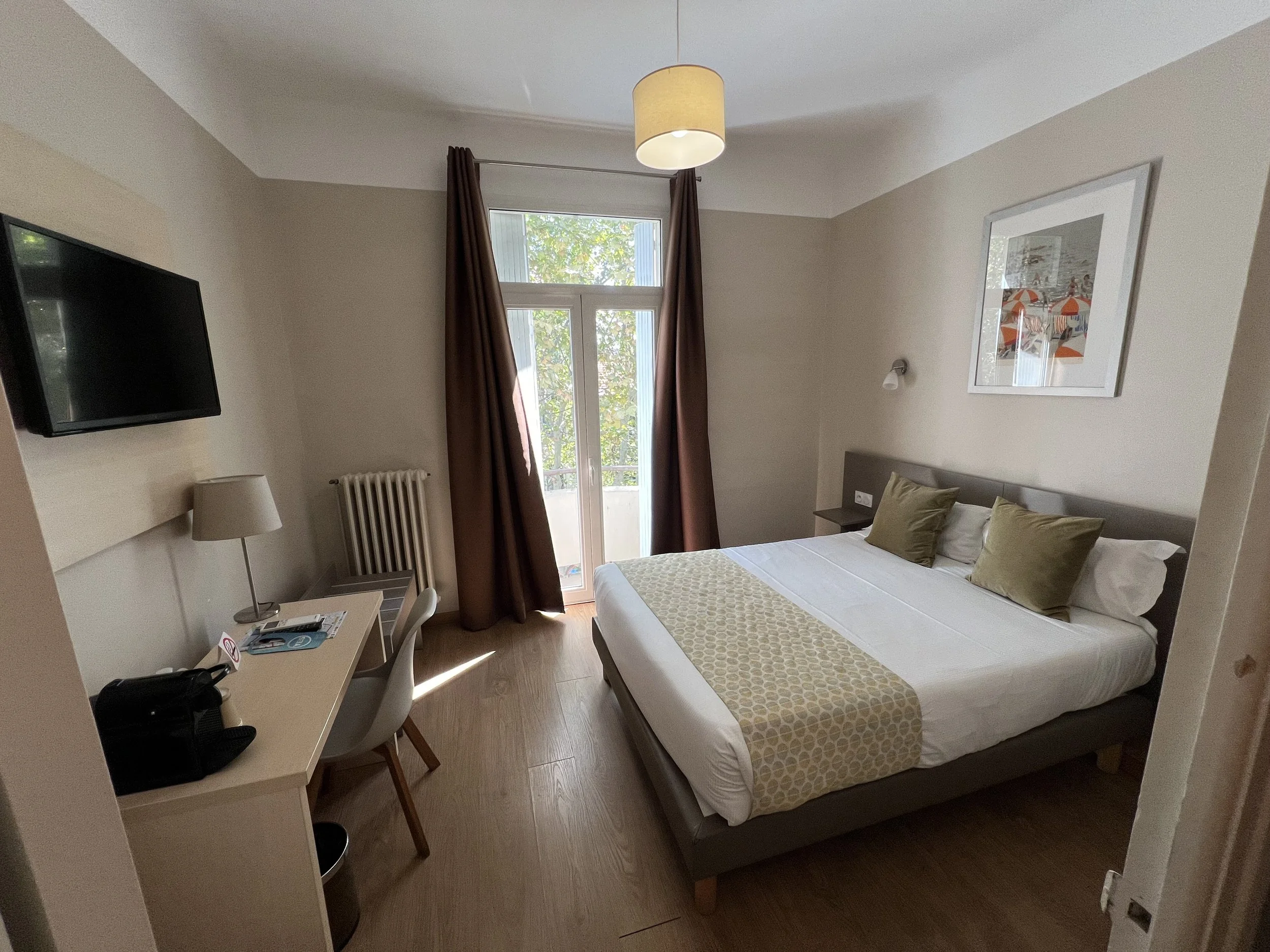 Mondial Hotel Perpignan Photos (1).JPG