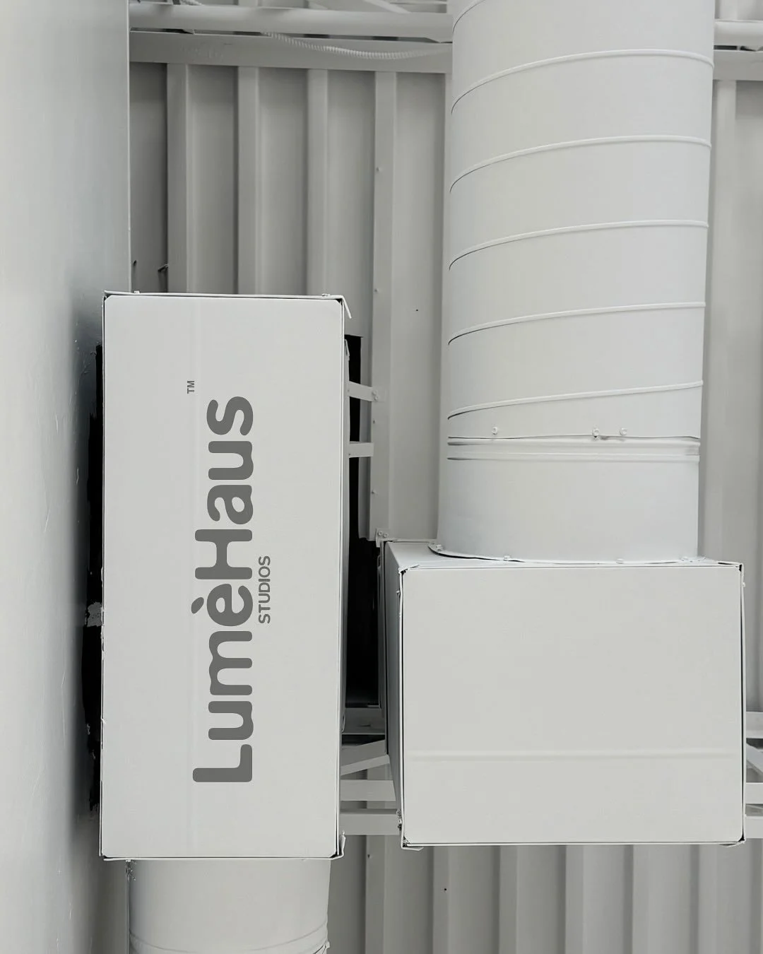A quiet look inside Luméhaus in the making. 
#luméhaus #lumehausstudios