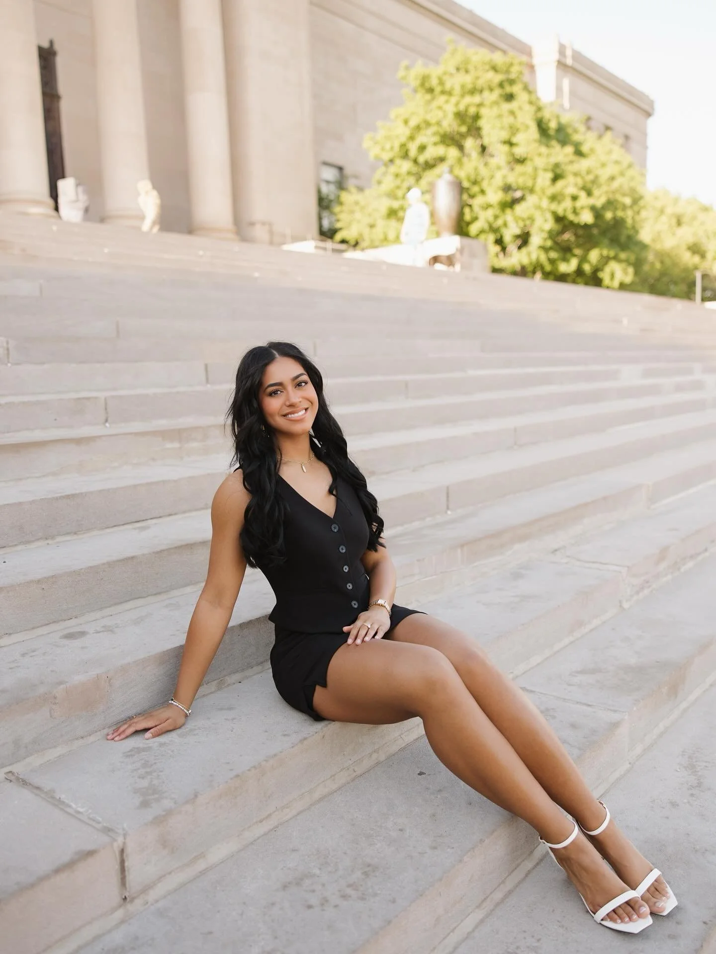 I&rsquo;m Julianna, founder of Midwest Pros Group 🏠

Brokered by Keller Williams Platinum Partners, Midwest Pro Realty delivers a real estate experience defined by precision, expertise, and uncompromising luxury.

With a modern mindset in every tran