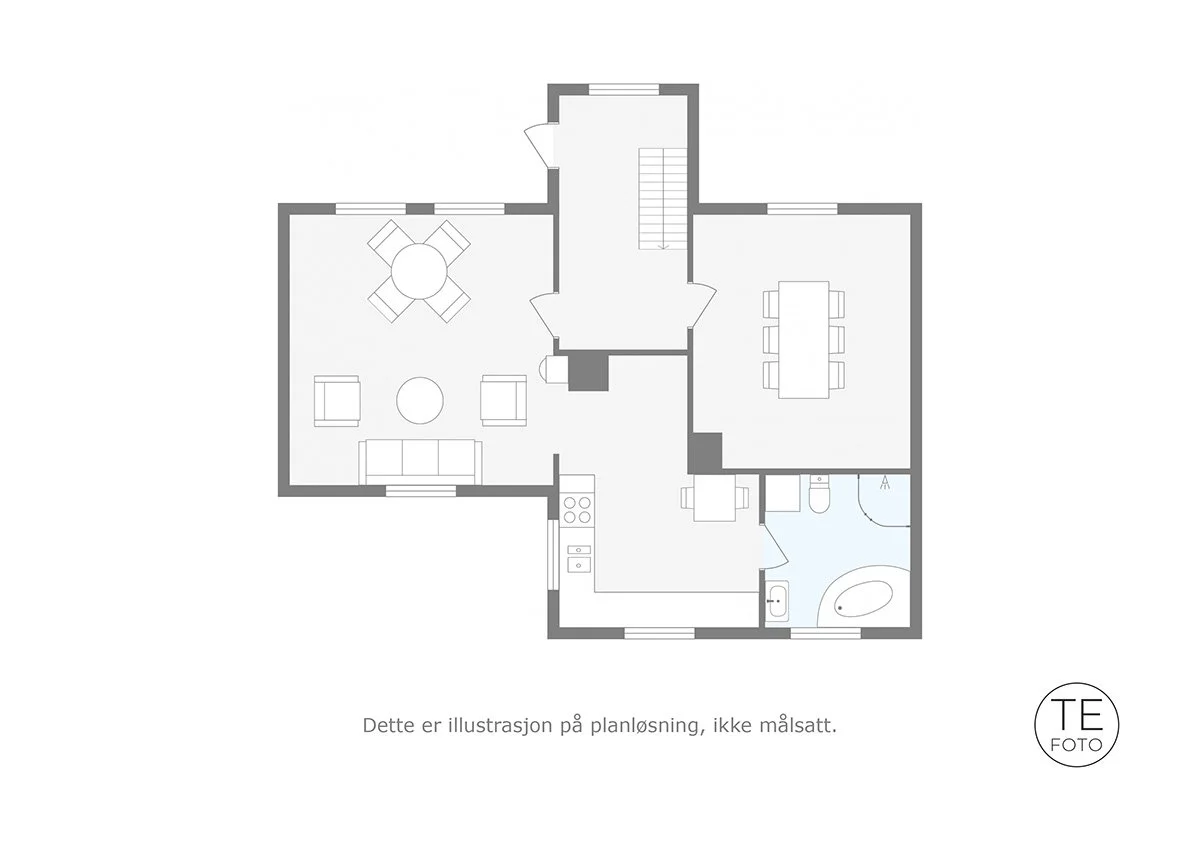 1st floor with two living rooms, a bathroom and the kitchen 