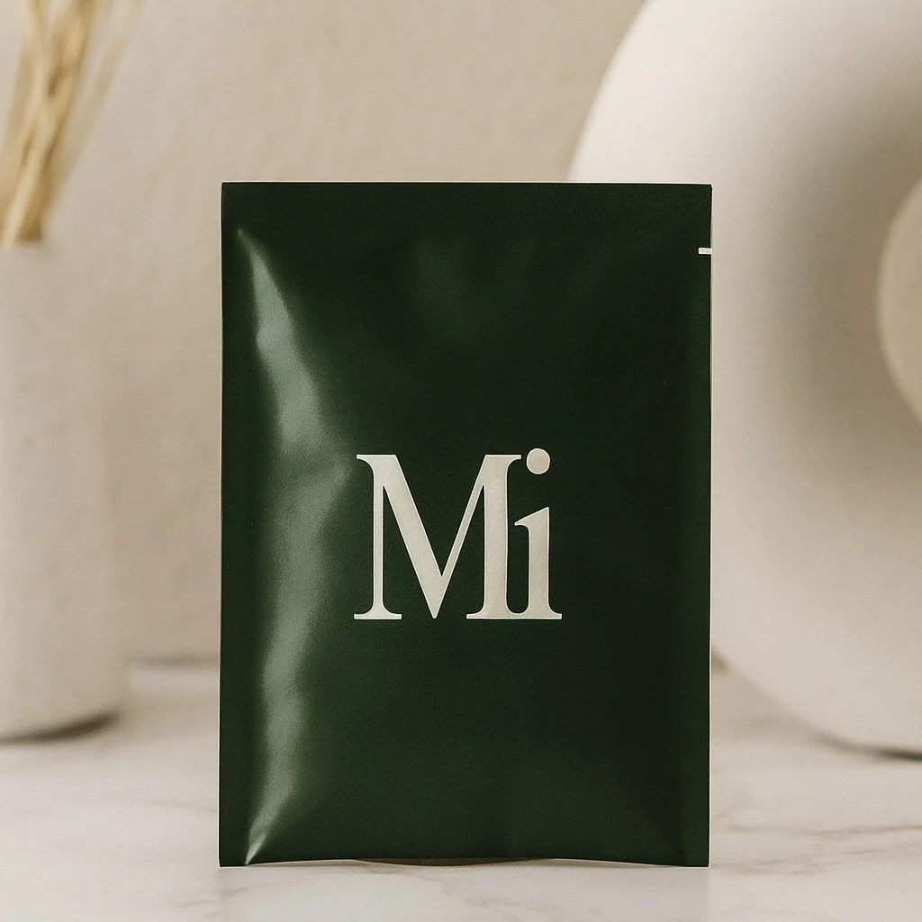 A dark green resealable bag with the chemical symbol for Mendelevium (Md) printed in white on the front.